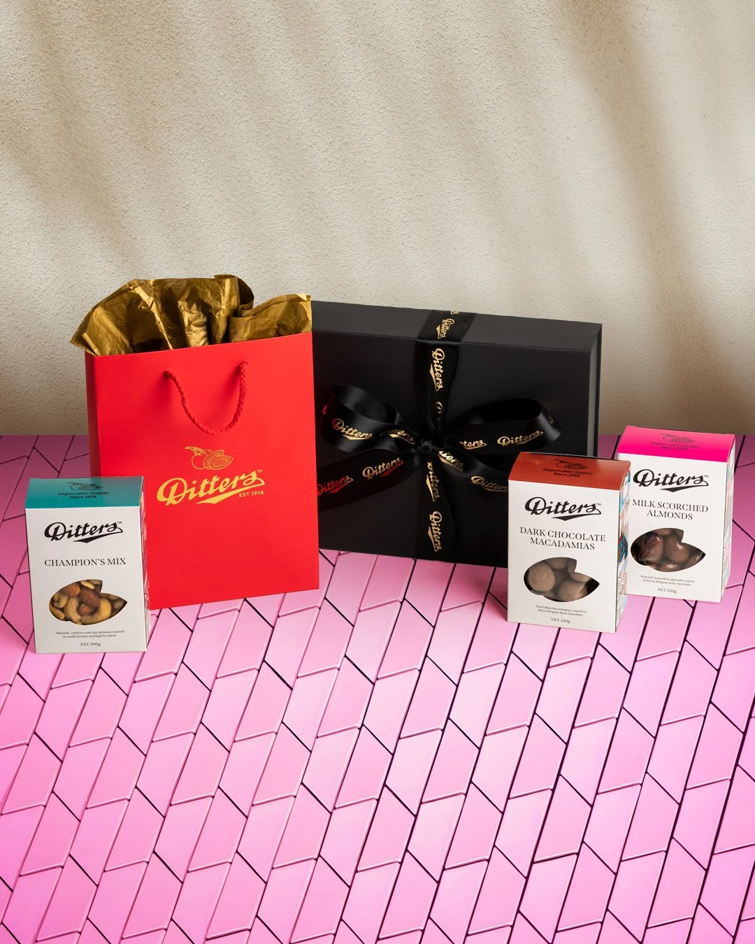 💖💖💖💖💖 We&rsquo;ve had a string of 5-star reviews lately and here&rsquo;s how AI has summarised them:

Customers consistently praise Ditters nuts, dried fruit and glac&eacute; fruit products, highlighting their freshness, excellent quality, and r