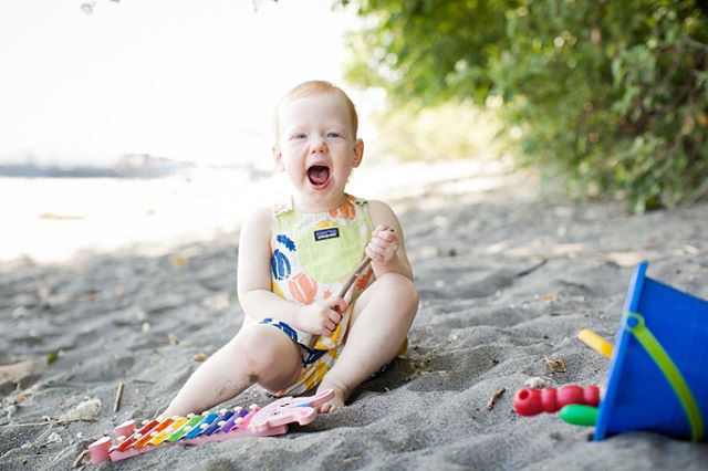 ➡️ swipe ➡️
⠀⠀
She doesn't remember me, but I photographed her before she was even born, then again when she was only weeks old. At one, Evelyn was shy and serious but at TWO she is full of personality. I absolutely adore this girl and was so happy t