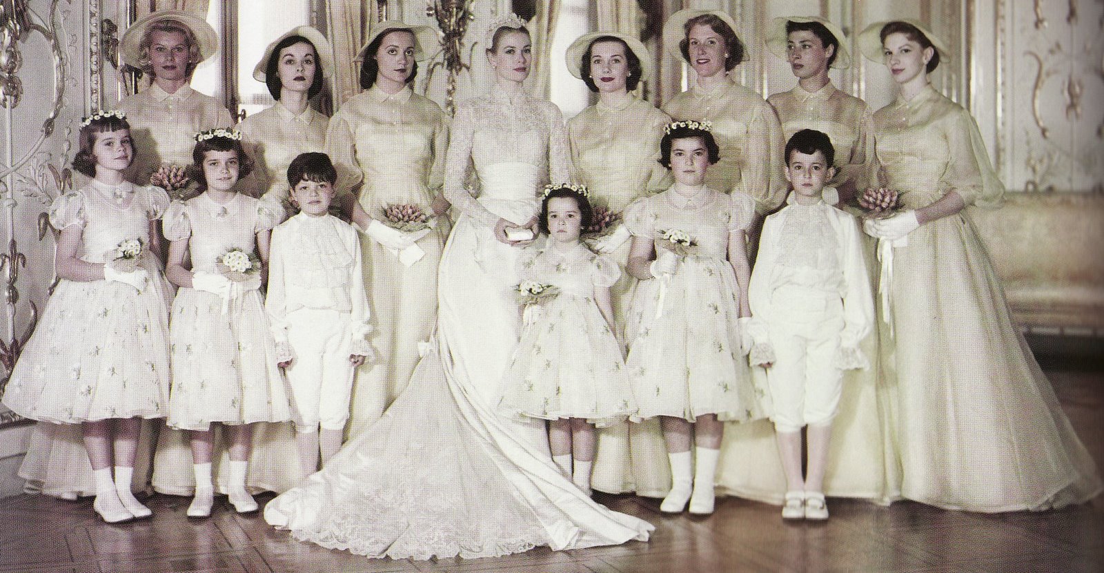 Grace Kelly wedding dress.jpg