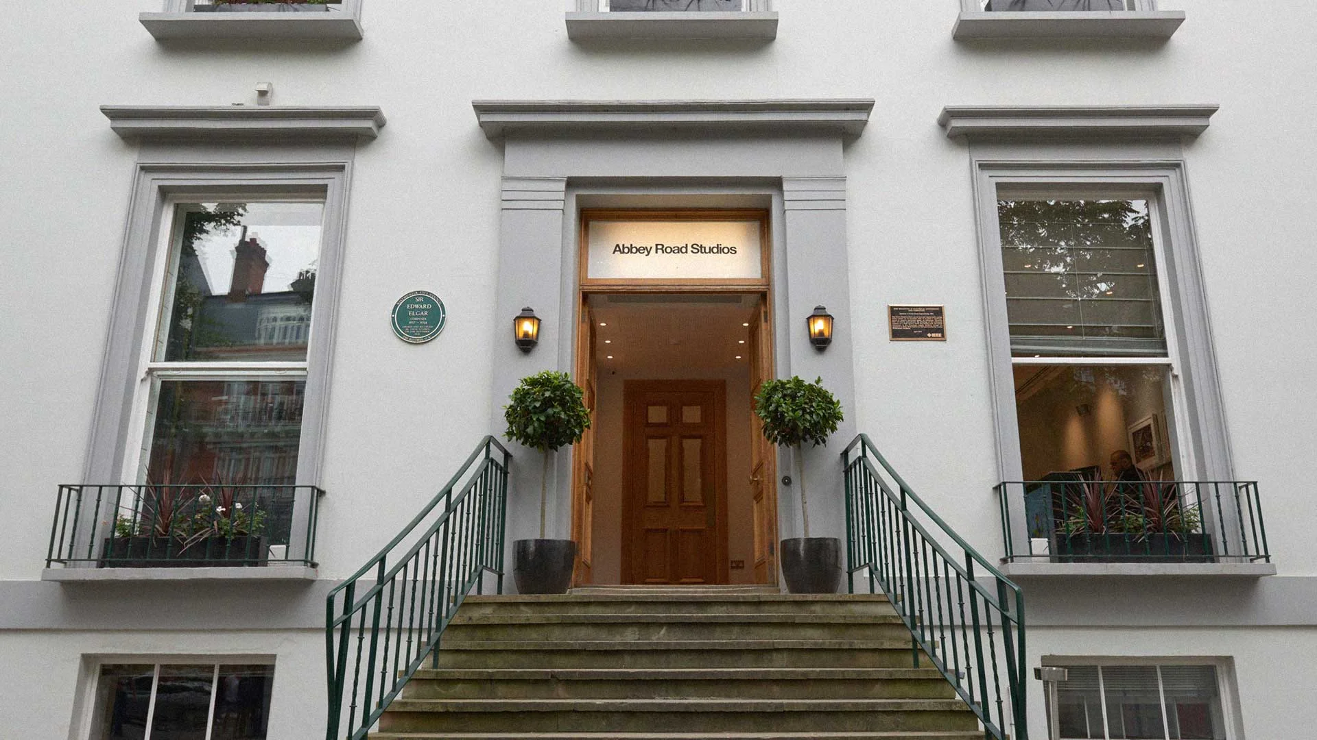 Abbey_Road_image-1.jpg