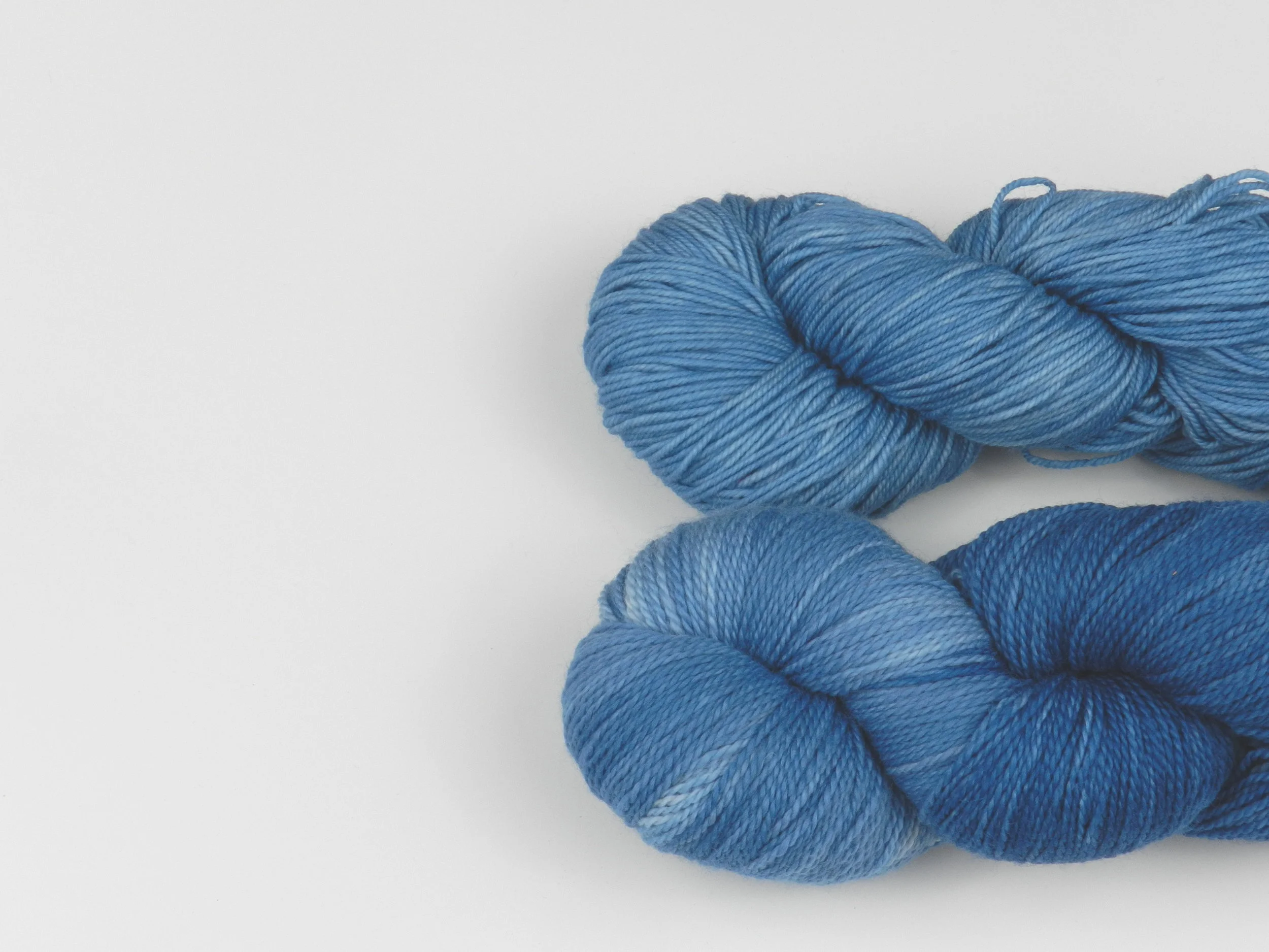 medium indigo