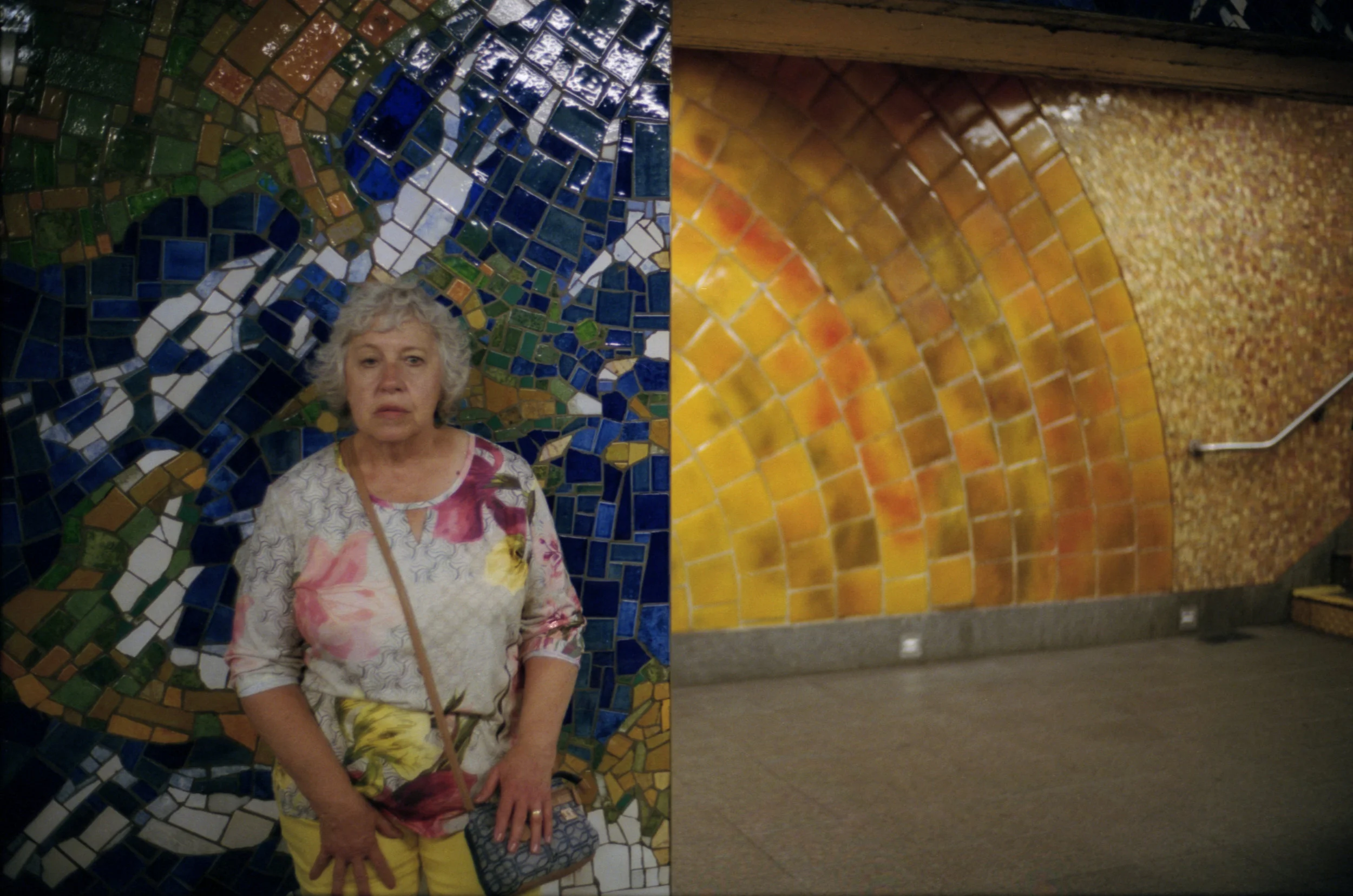 This lady's eyes reminded me of my own set.