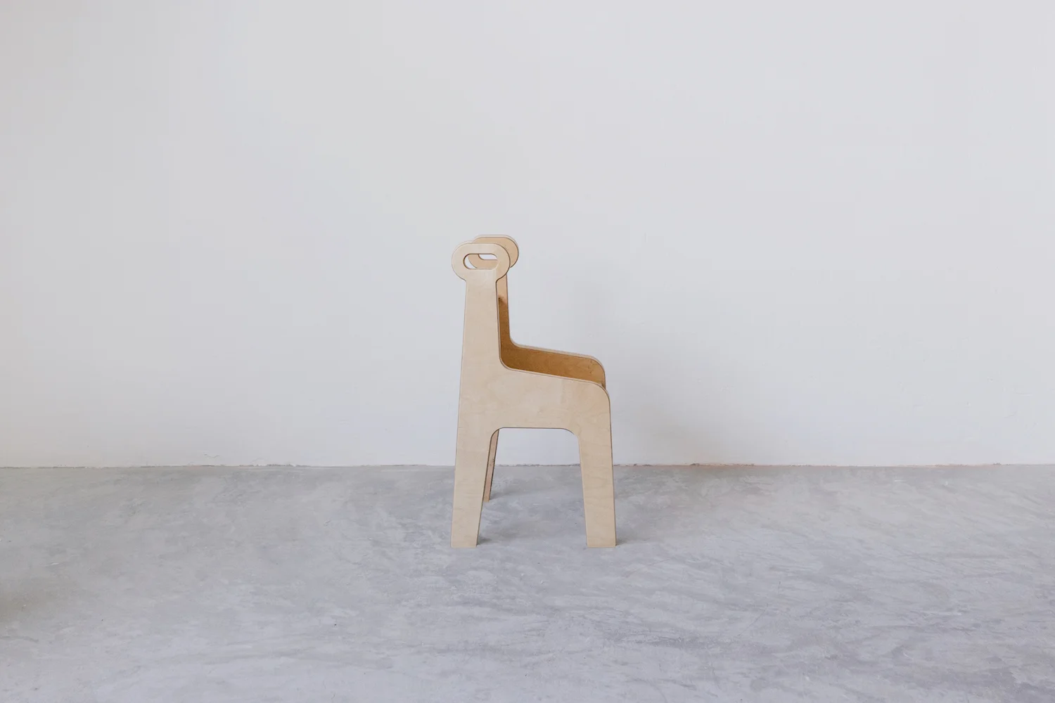Chair_Big_Side.jpg