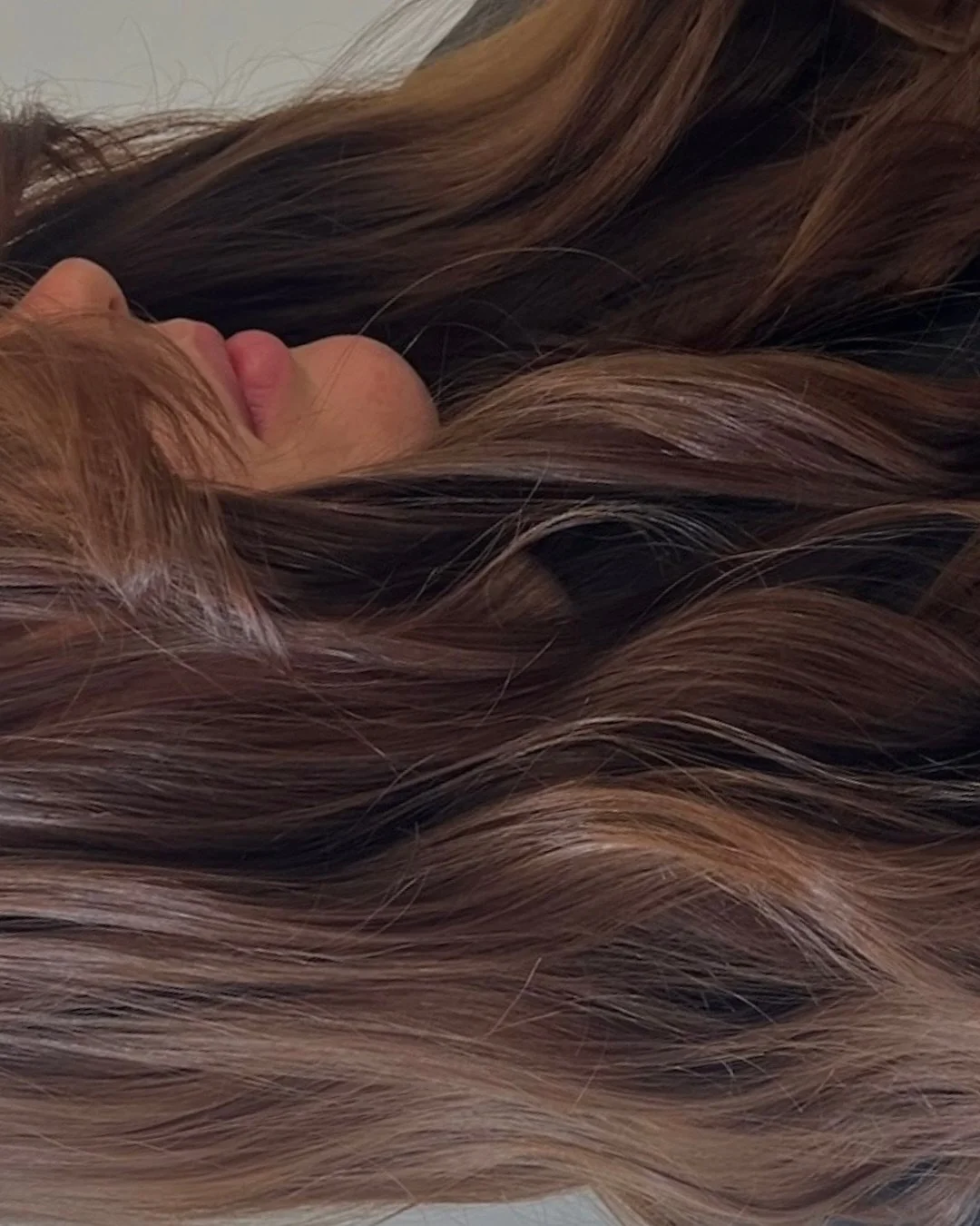 Predicting copper brunette will be a huge trend this autumn 🍂

@hairwithabs created this gorgeous colour from a deep brunette. To achieve a lighter tone, Abbey went through with @malibucpro colour remover to budge the depth of the hair without compr