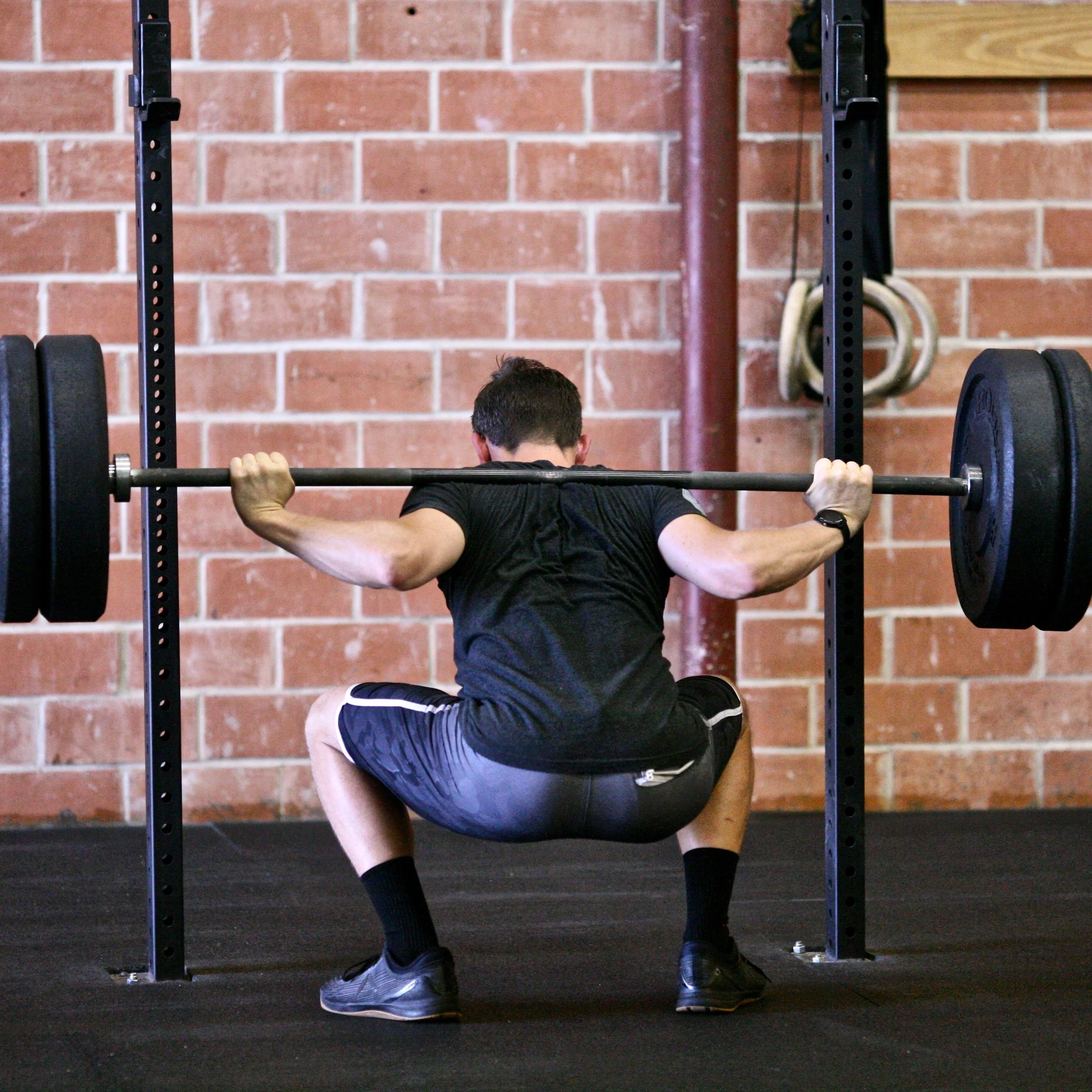 EATING RIGHT AND LIFTING HEAVY, THE PERFECT COMBINATION