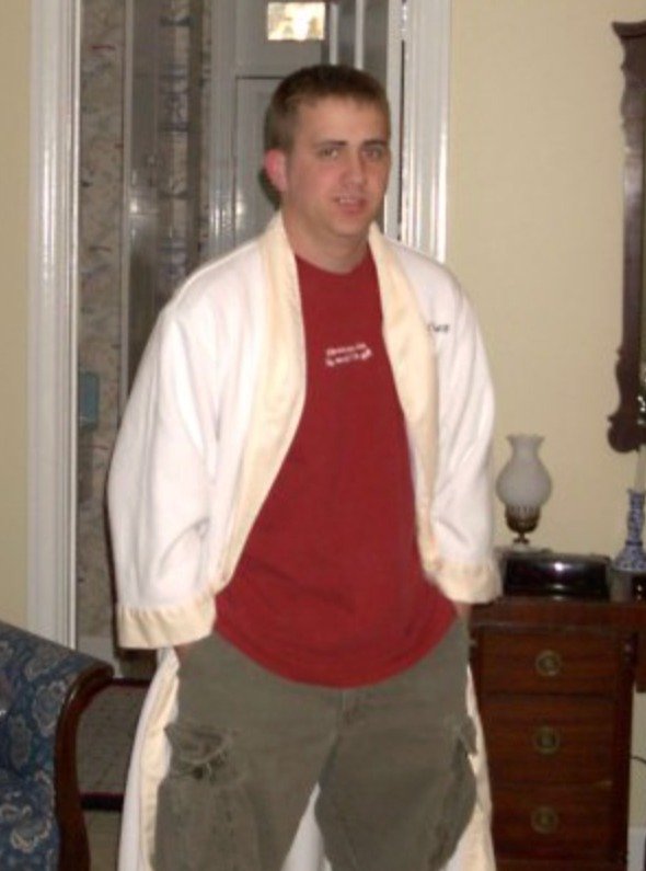 I&rsquo;m looking for 5 men who are tired of feeling stuck physically, mentally, and spiritually, and are ready to rebuild their strength from the ground up.

For most of my 20s and 30s, I was weak.

Not just physically. Mentally.

Over the last 10 y