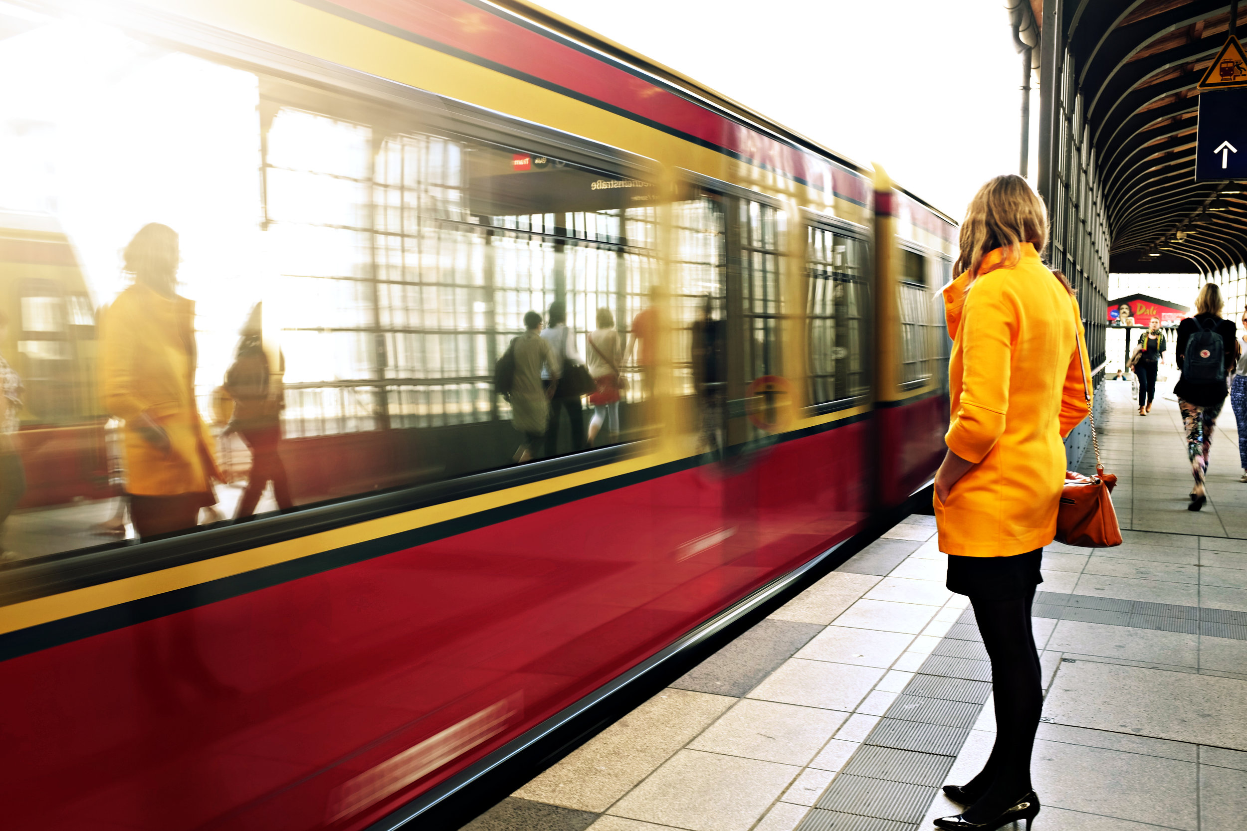 https___www.lifeofpix.com_wp-content_uploads_2015_12_Life-of-Pix-free-stock-photos-subway-girl-reflection-macnicolae.jpg