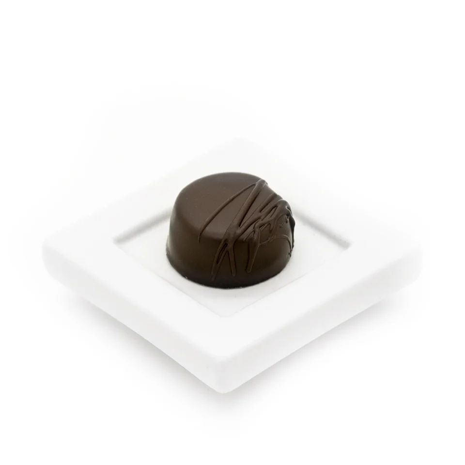 DT Chocolates Blond Caramel 1.jpg