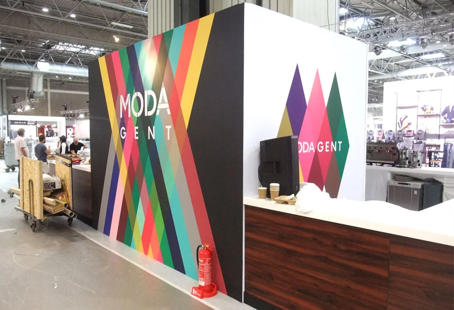 Clive Holloway Moda build