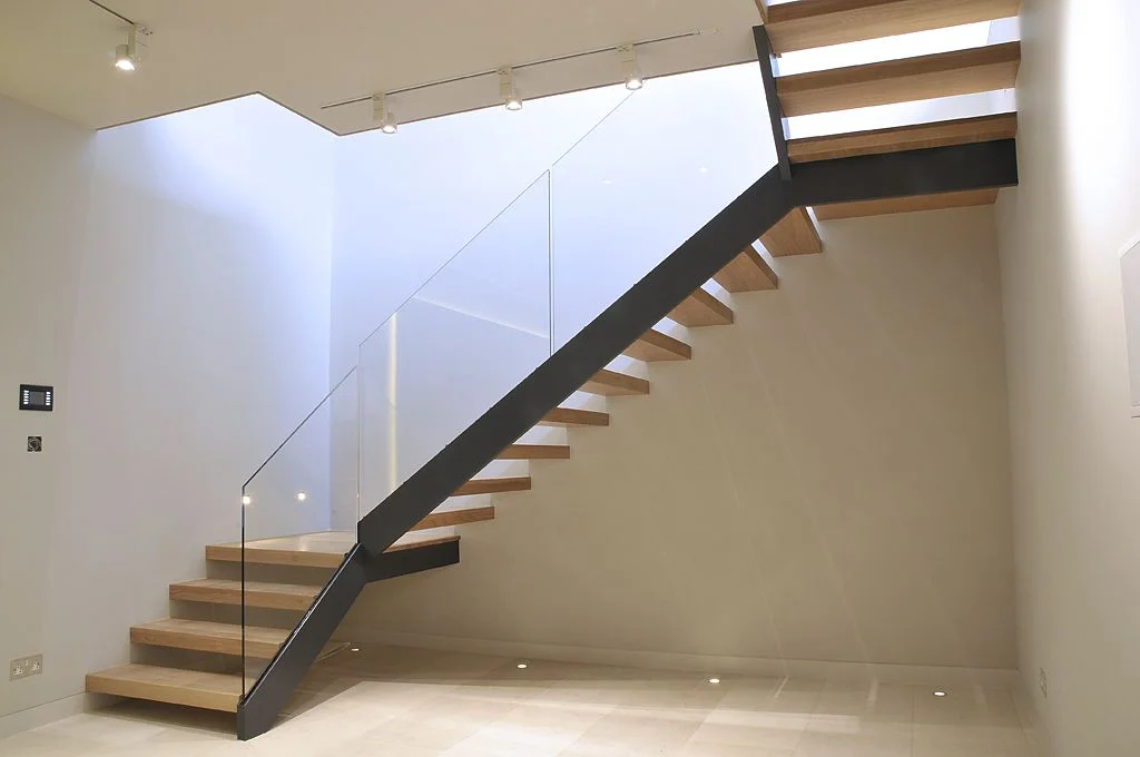 railing.jpg