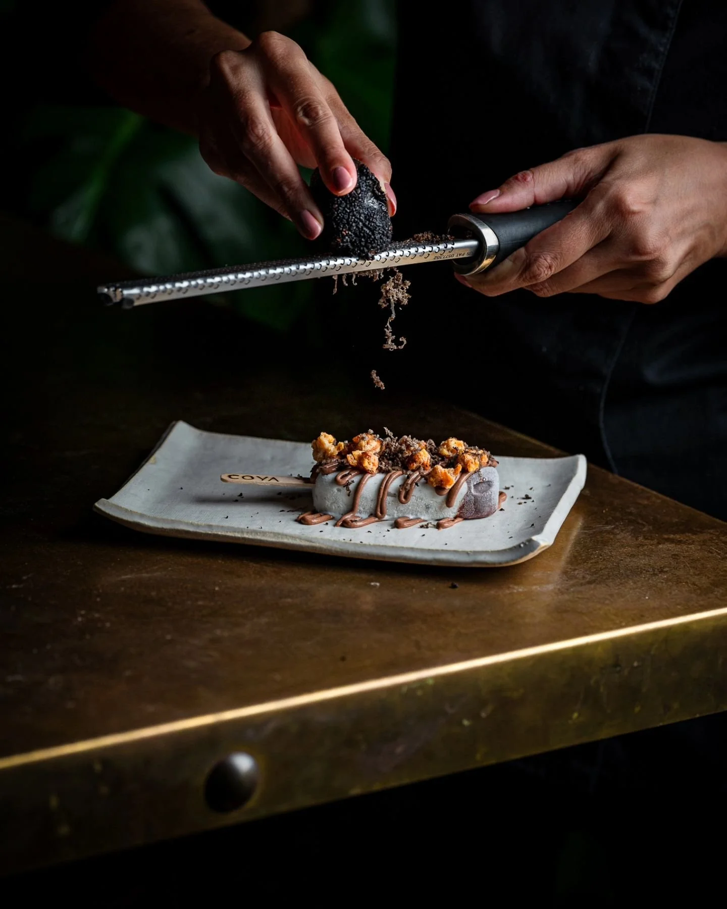 Chef @vickyvallenilla was kind enough to entrust me with some of her dishes for this season's menu at the @coyamontecarlo and it was an absolute blast. 🙌🙏
Thank you to the amazing team that makes each shoot feel like a breeze.