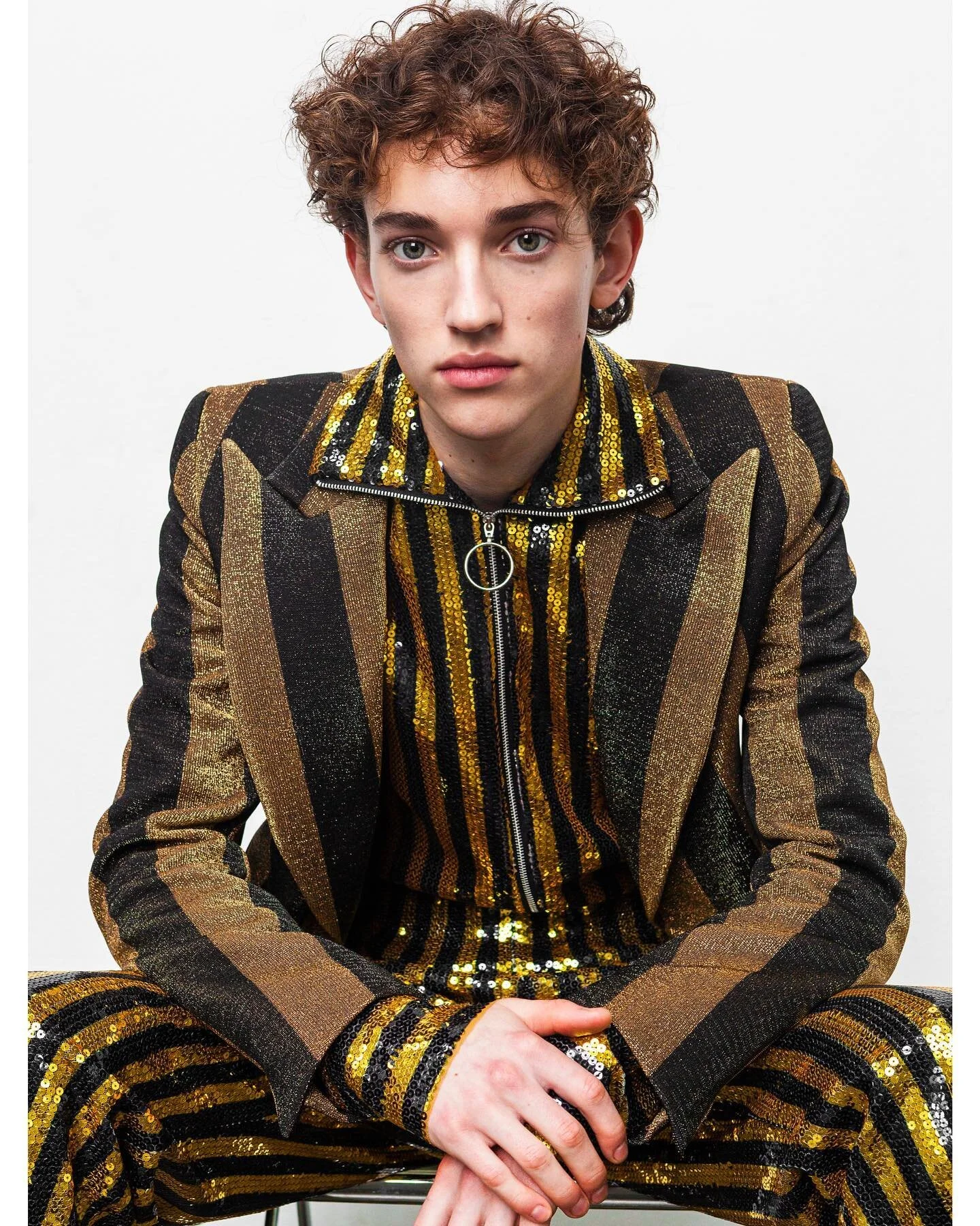 Golden suit 🌟 
Photography @chrisvidaltenomaa 
Hair &amp; make-up @heidiviivu 
Model @romafironov