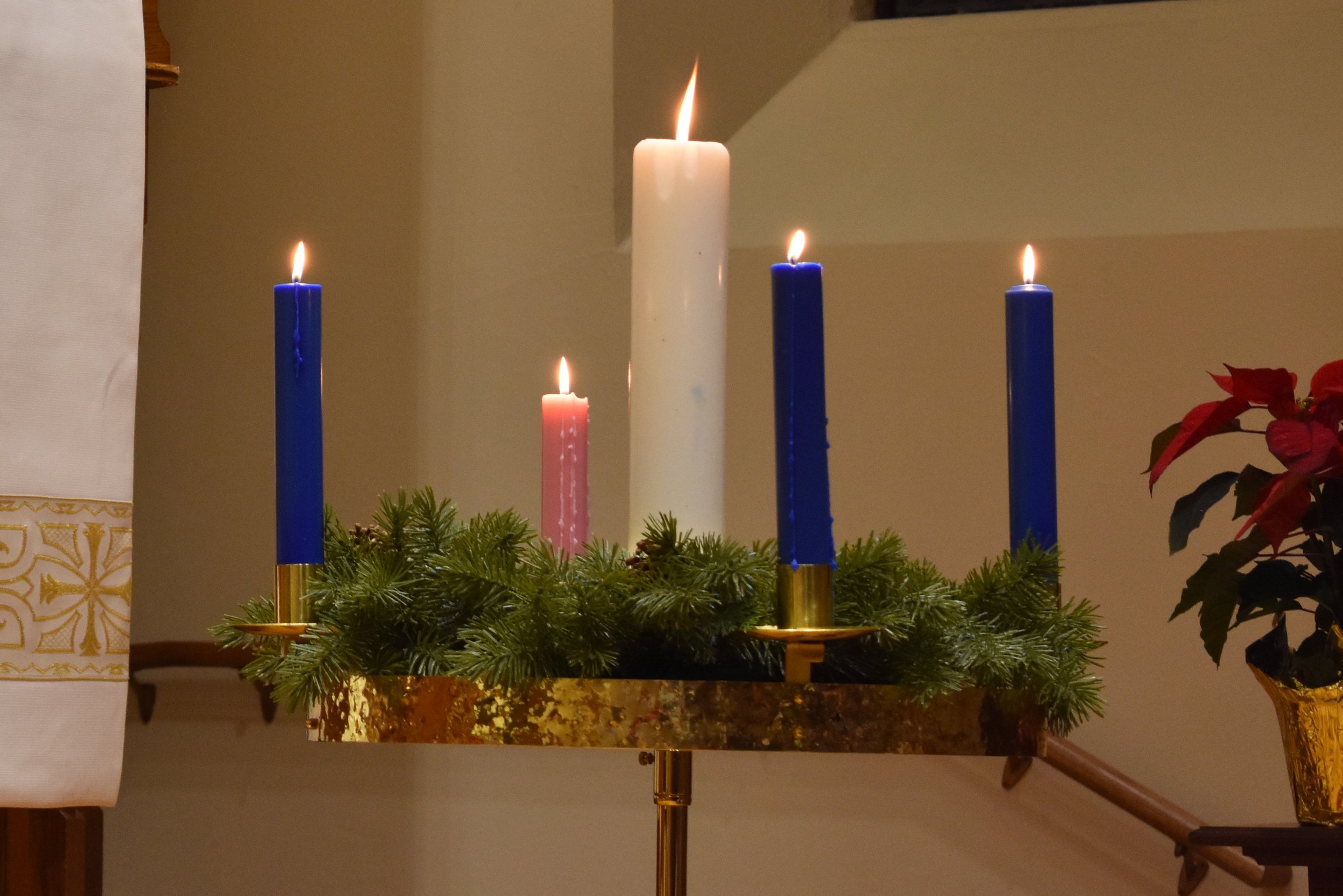 FPC Advent Wreath fully lit.JPG