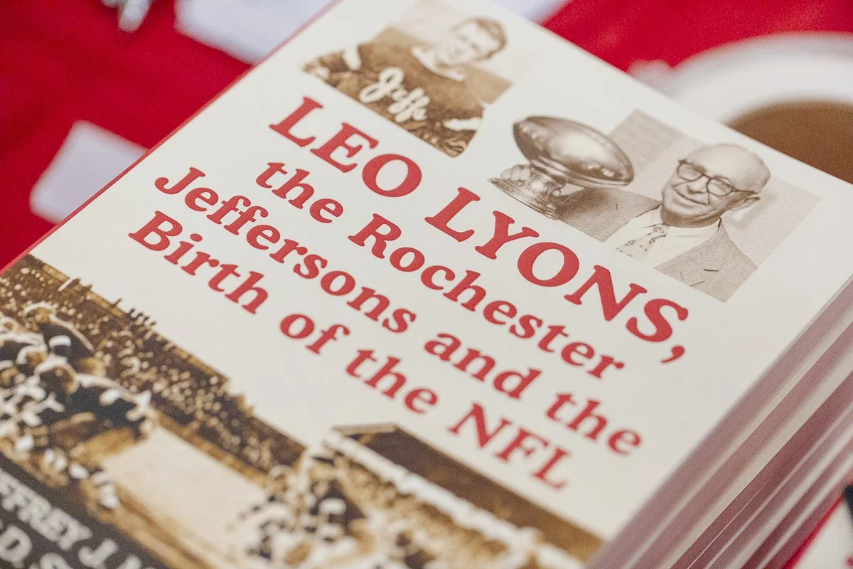 20250802-Beyerlein-Pittsford-Leo_Lyons-Book_Signing-008-1439.JPG