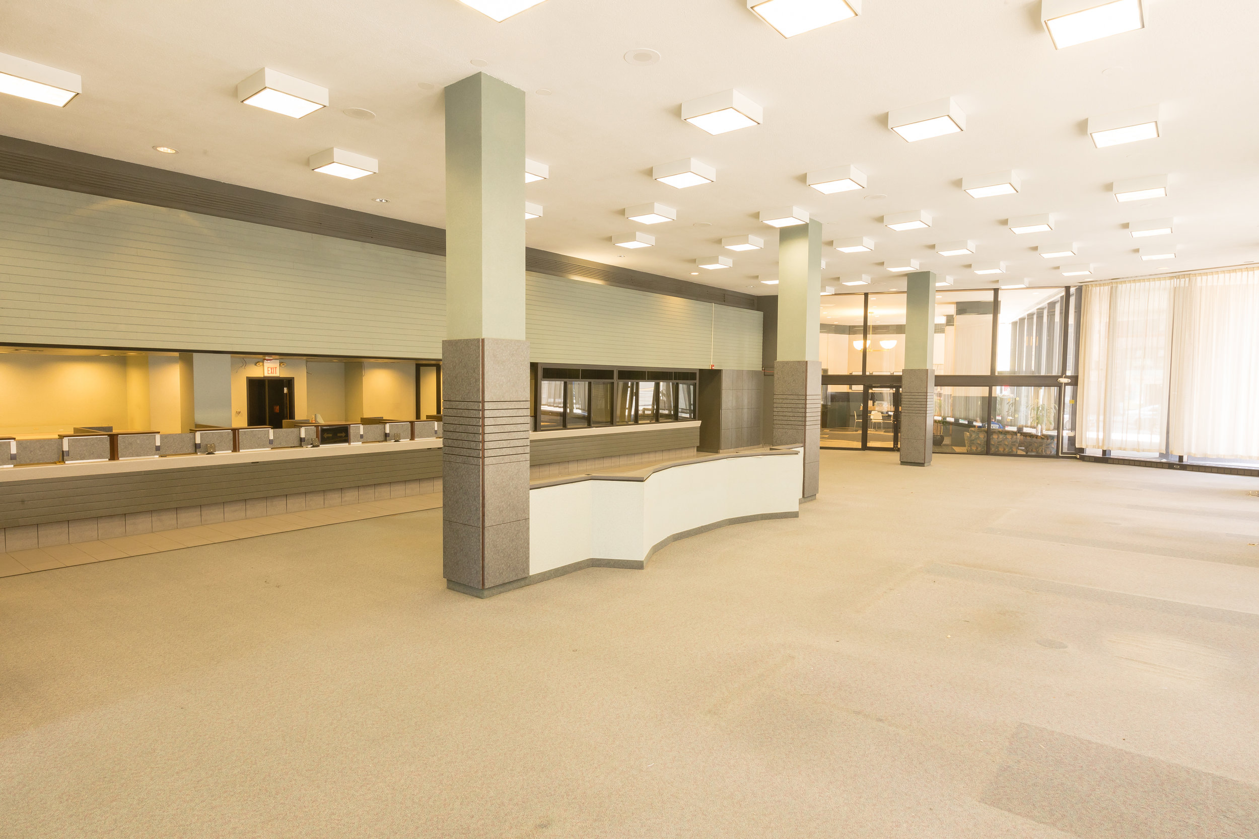 The CrossRoads Building has over 12,000 square feet for your business.