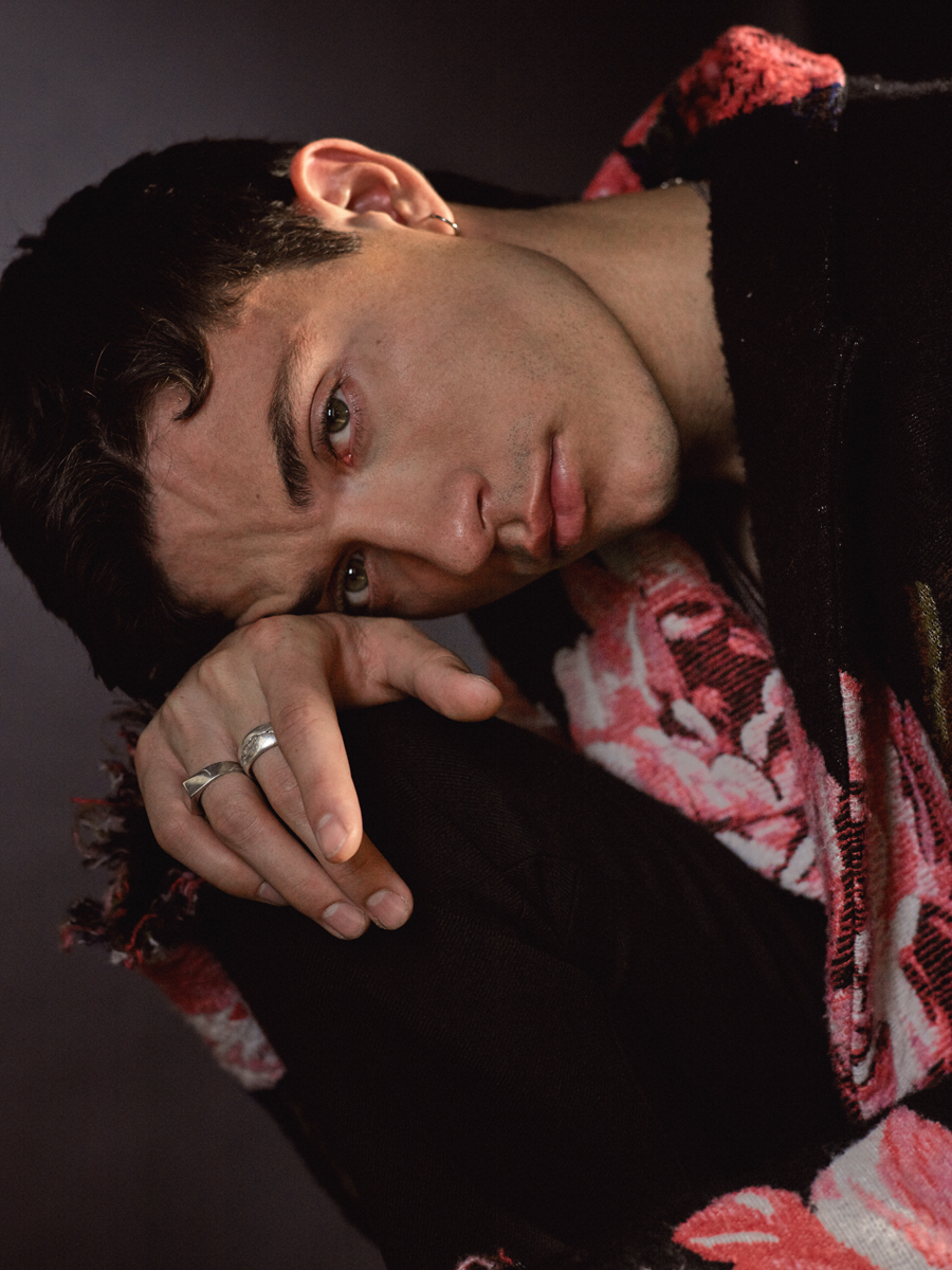 181105 Mens Fashion Post116858.jpg