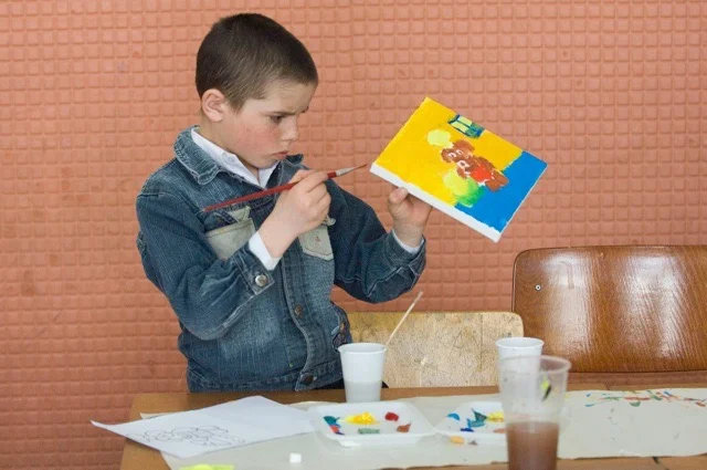 Moldovan Orphan Art - Getting Ready for the Show @ New Moon.jpg