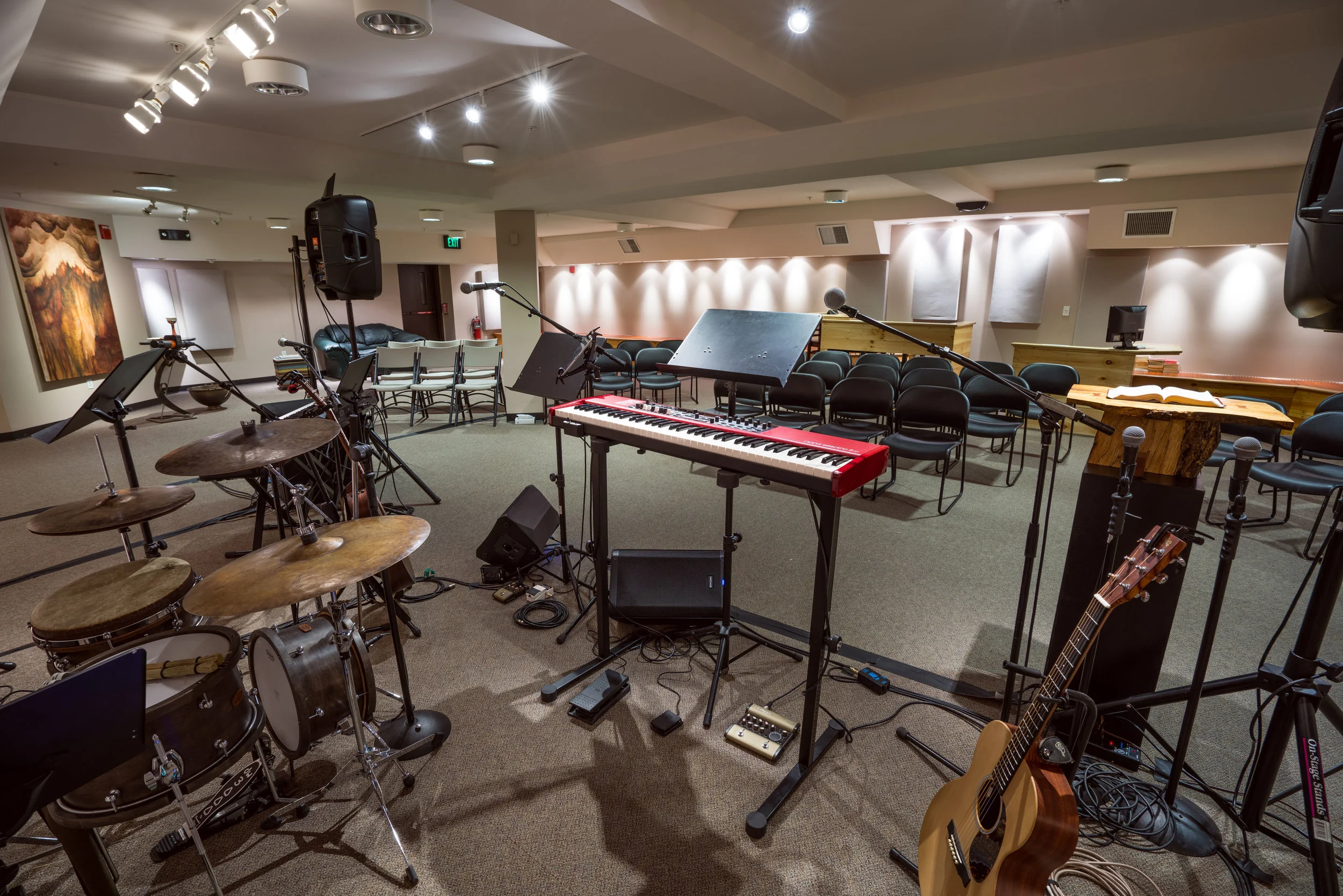 KEY SHOTPrayerRoom .jpg