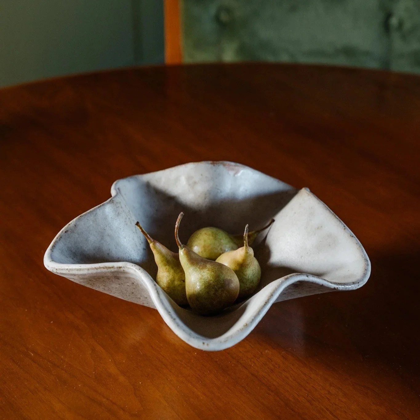 Wave Fruit Bowl • Luna