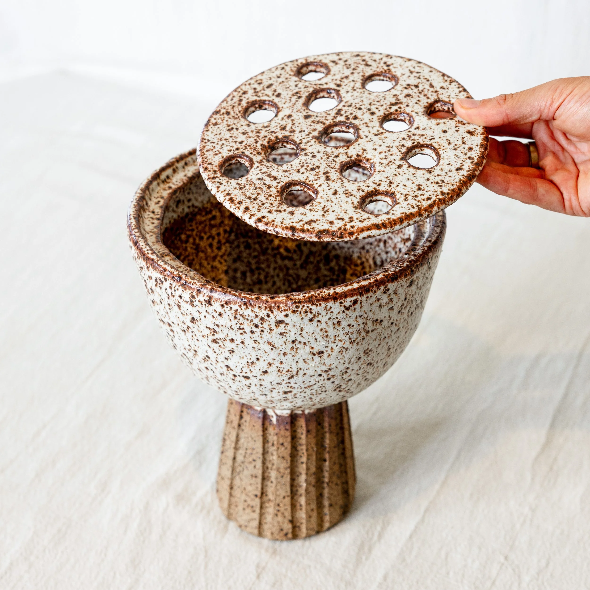 Handmade Ceramics Byron Bay - Wildflower Vase Earth