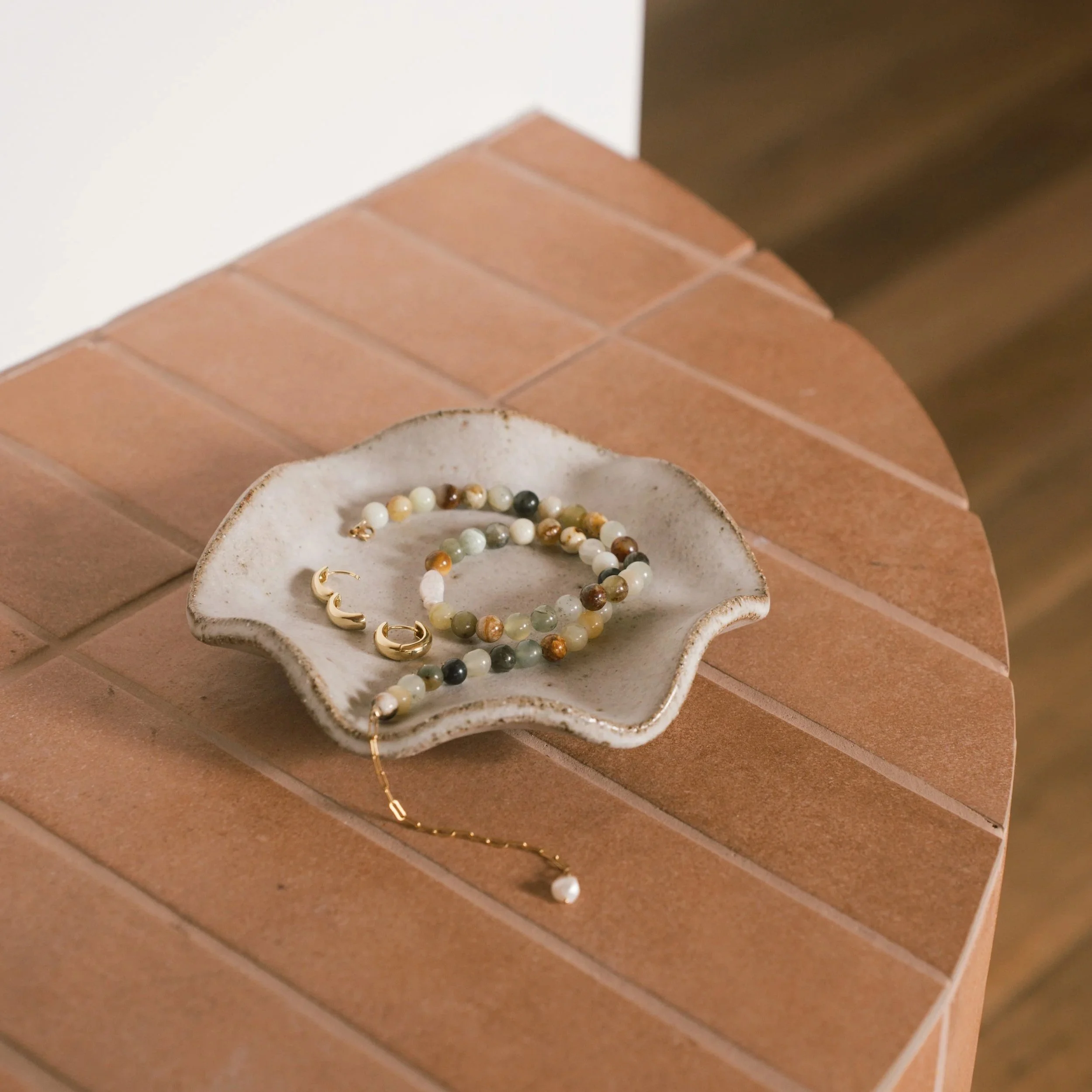 Ochre+x+Vessel+-+133.jpg