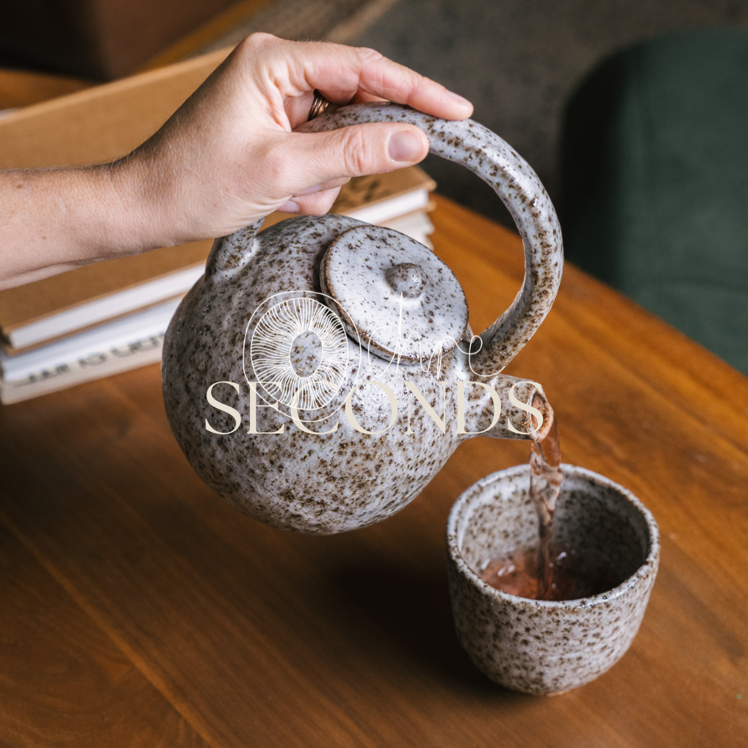 SECONDS | Teapot • Moss