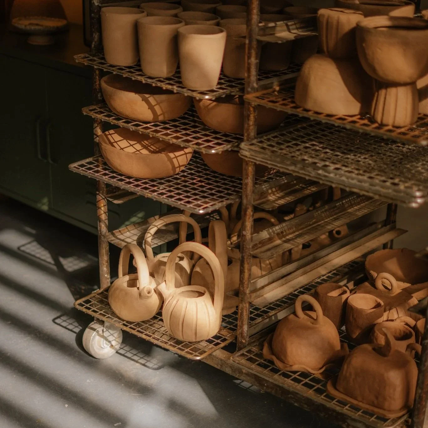 Teapots, teacup Pottery workshops Byron Bay.