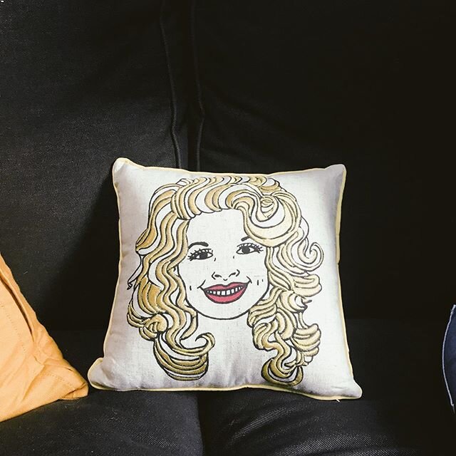 A mystery person gifted the youth group room a @dollyparton pillow and our teens LOVE it. This showed up after @markpr message about Dolly&rsquo;s song &ldquo;Jolene&rdquo; (which you can listen to on our SoundCloud page linked on our website westhil