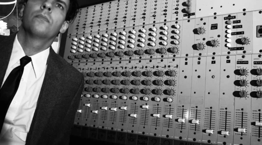Q with mixer for wavefarm.jpg
