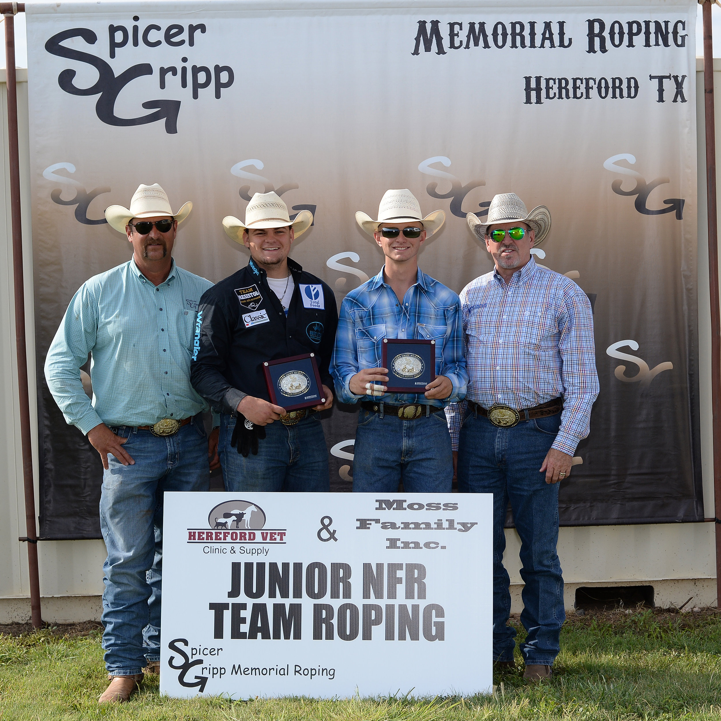 2017 SG Jr NFR 16-19 Kellen Johnson & True Lacina Award- 1st in Avg.jpg