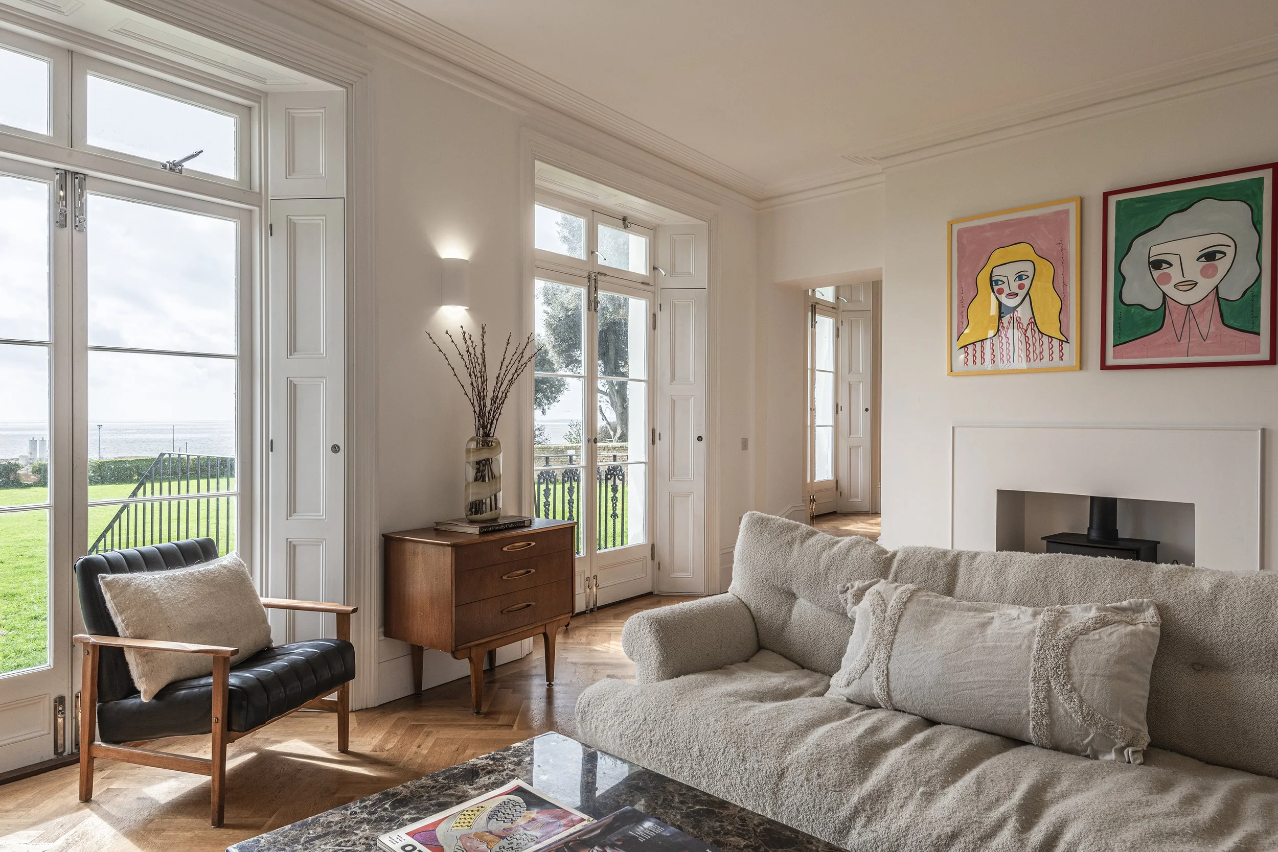 Living Room-3014.jpg