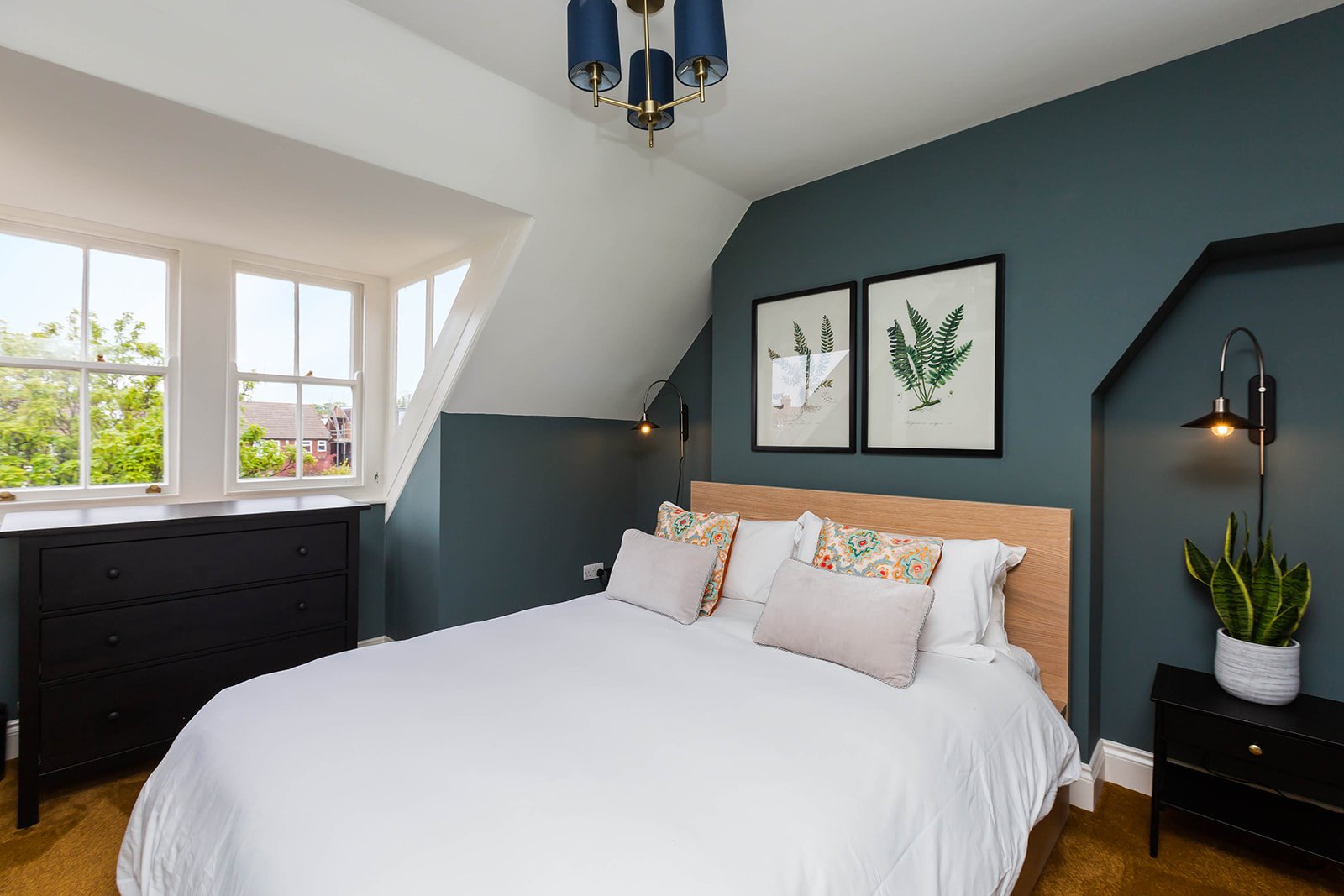 Queenie bedroom.jpg