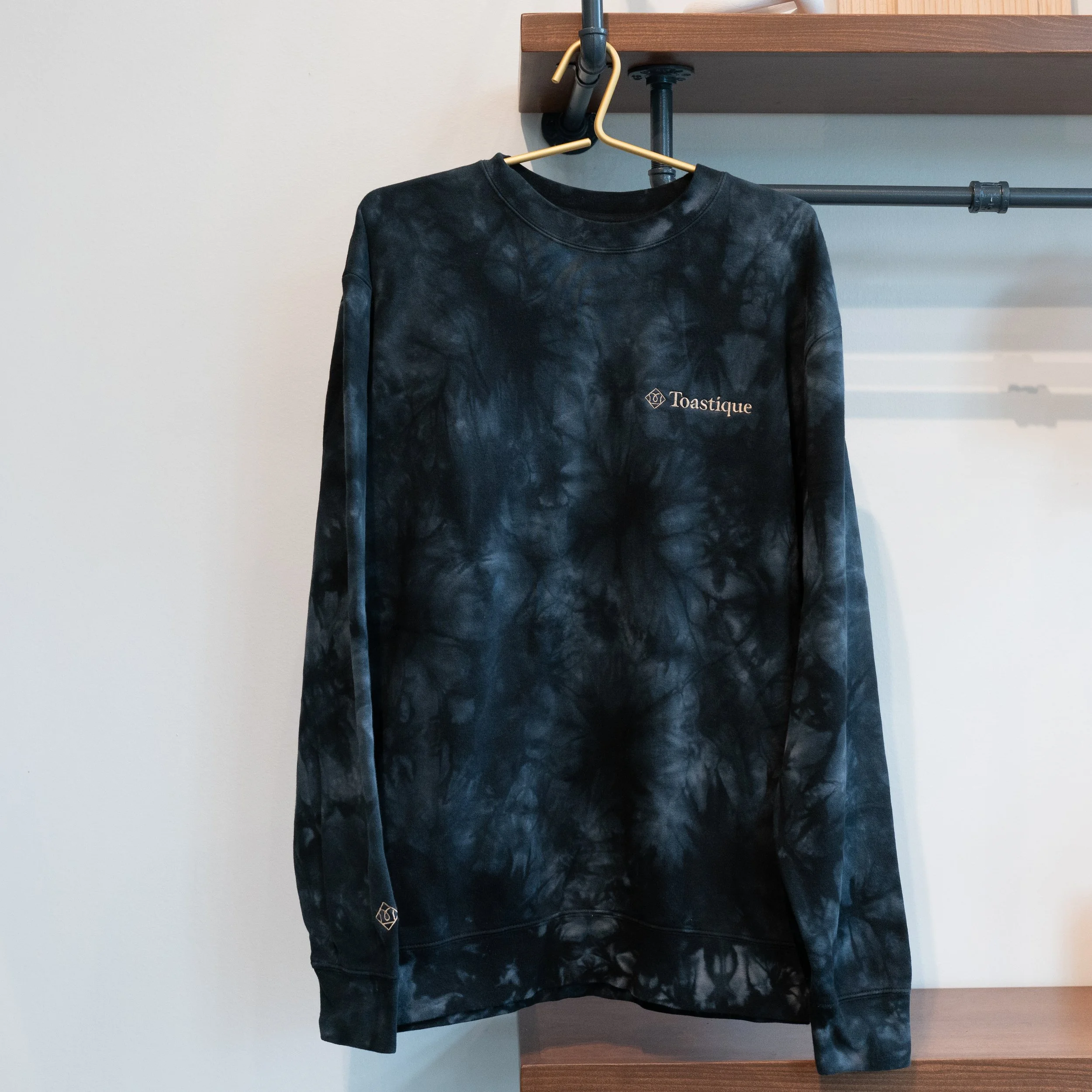 Black Tie Dye Crewneck Sweatshirt | Toastique