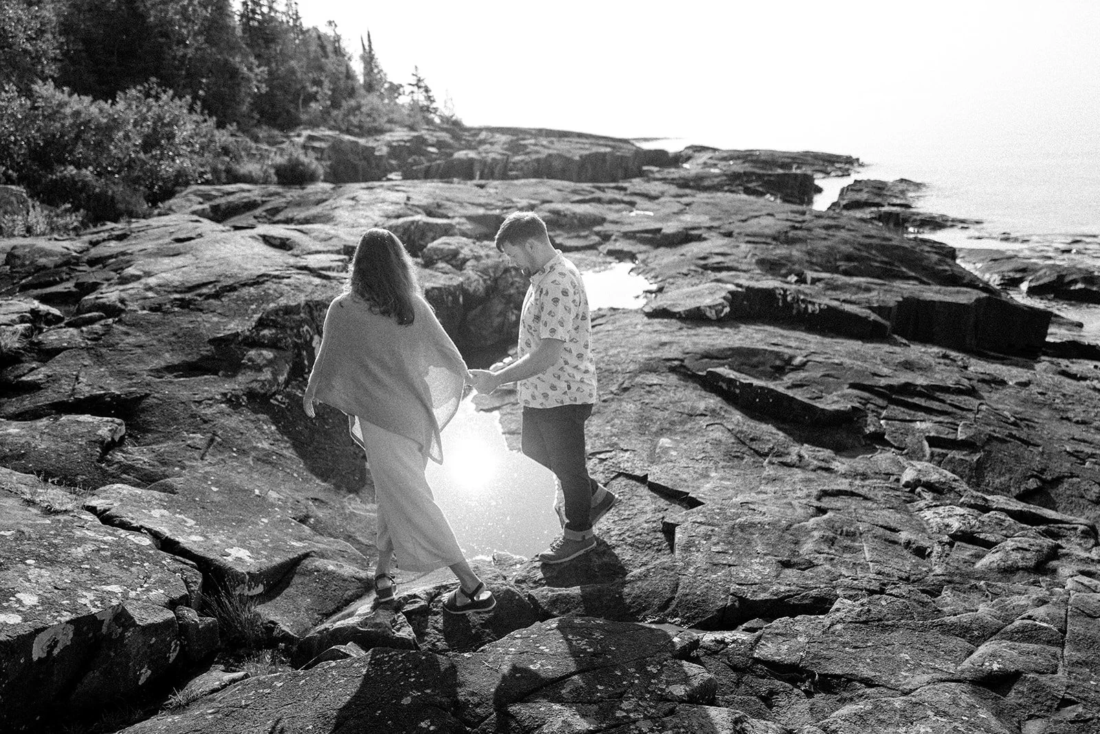 grand_marais_engagement_photos-205.jpg