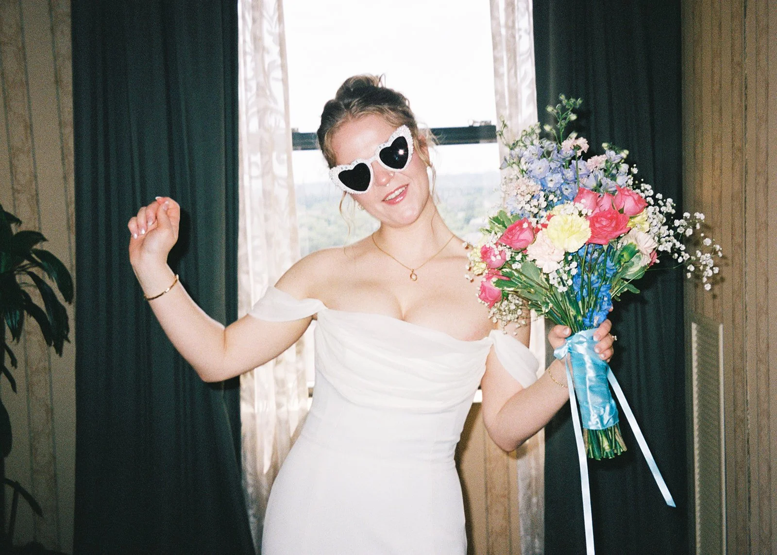 Bride gets ready at the St. Paul Hotel for her Ramsey County Courthouse elopement