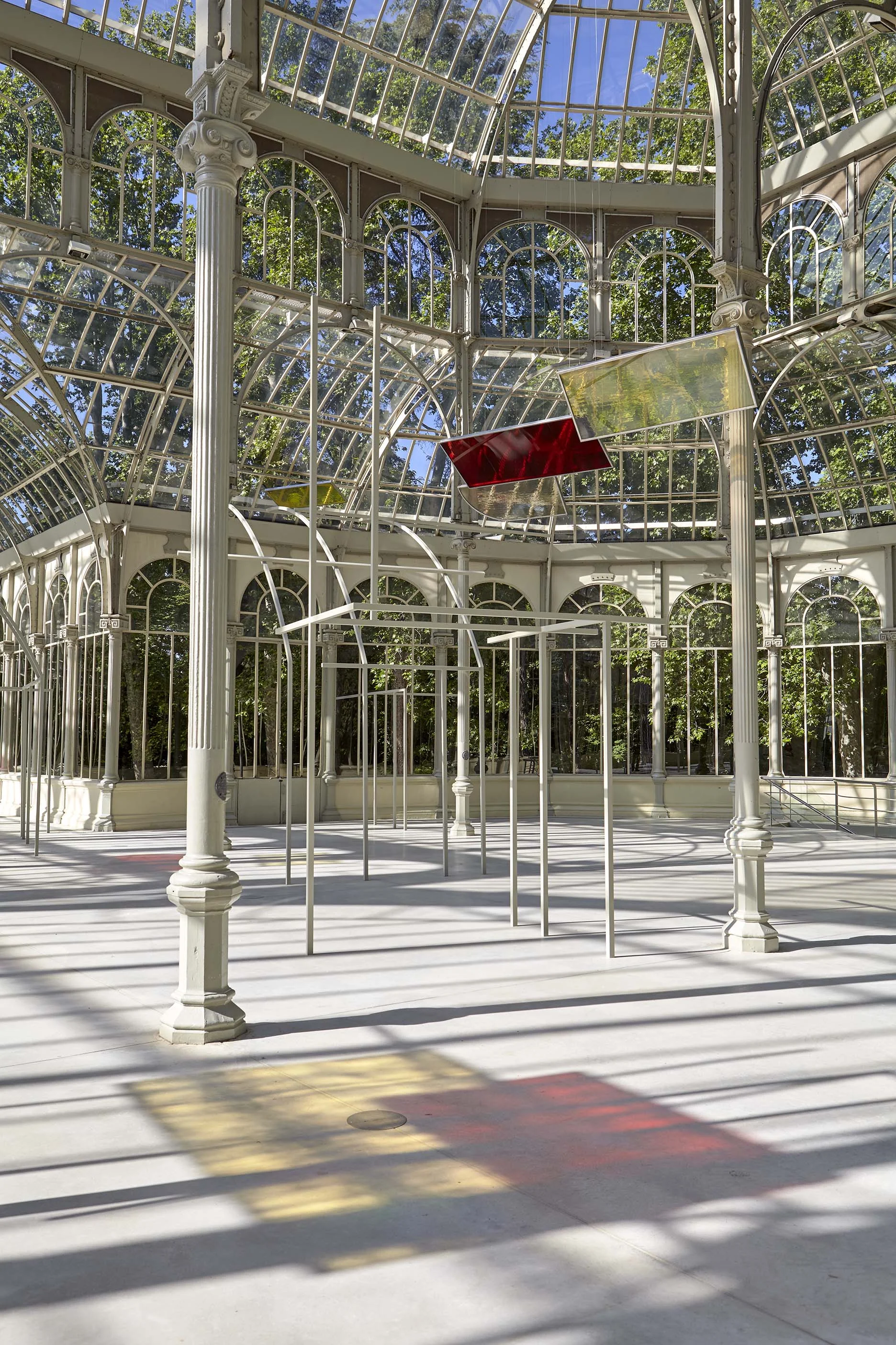 Rosa Barba, Solar Flux Recordings , 2017; metal, color glass filters, and engraved plates. Installation view, Palacio de Cristal, Museo Nacional Centro de Arte Reina Sofía, Madrid. Photo: Joaquín Cortés / Román Lores © Rosa Barba
