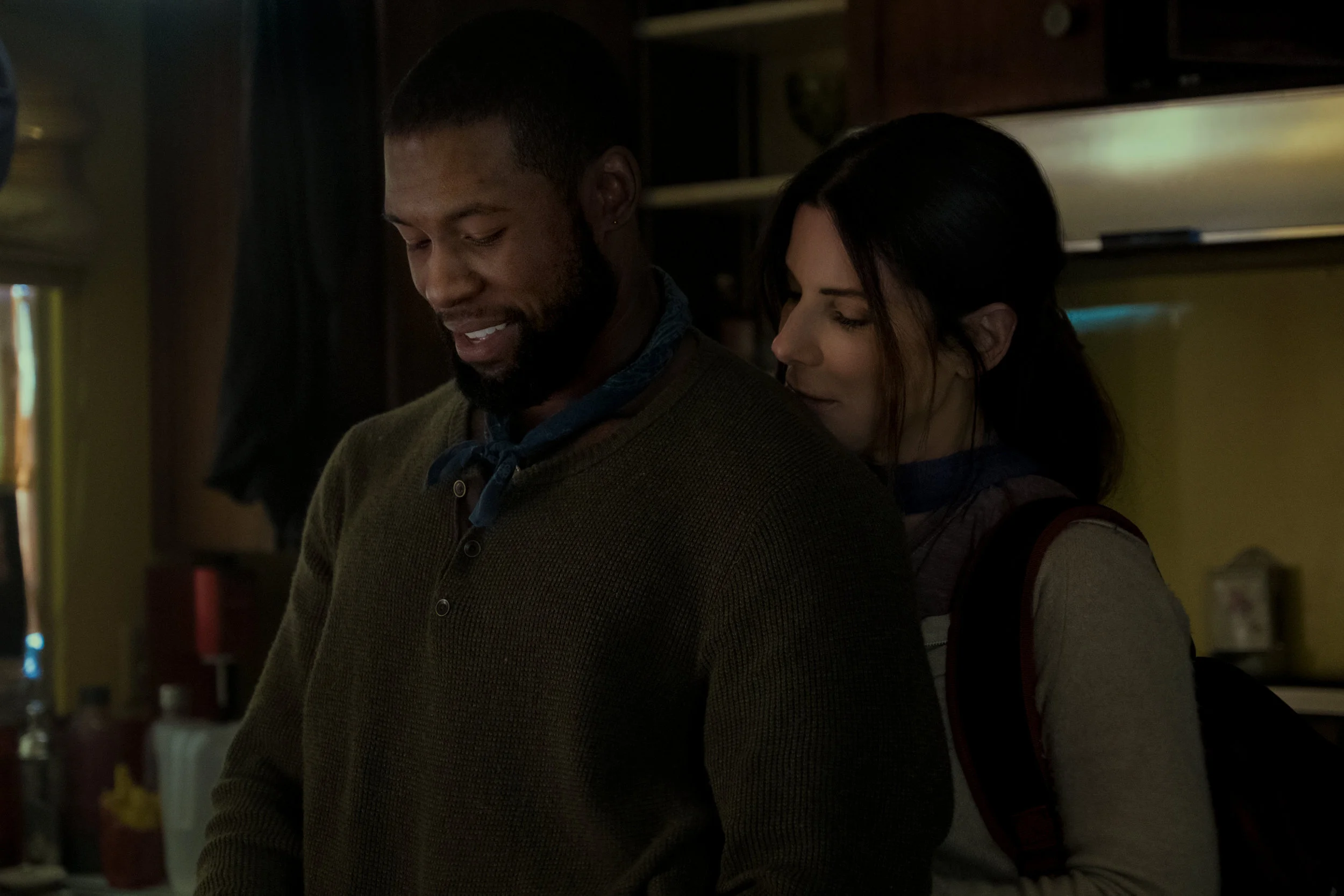 Trevante Rhodes and Sandra Bullock in “Bird Box.” (Photo courtesy Netflix/Merrick Morton)