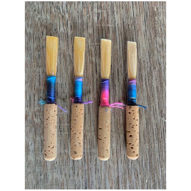 Reed making on this gloomy day ✨
.
.
Oboecaitreeds.com (link in bio)
.
.
#oboe #oboes #oboist #oboists #reed #reeds #reedmaking #doublereed #doublereeds #oboeplayer #oboeplayers #oboelove #musician #woodwind #woodwinds