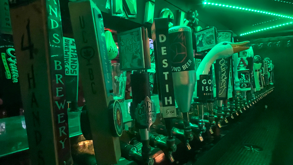 Bar photo 2