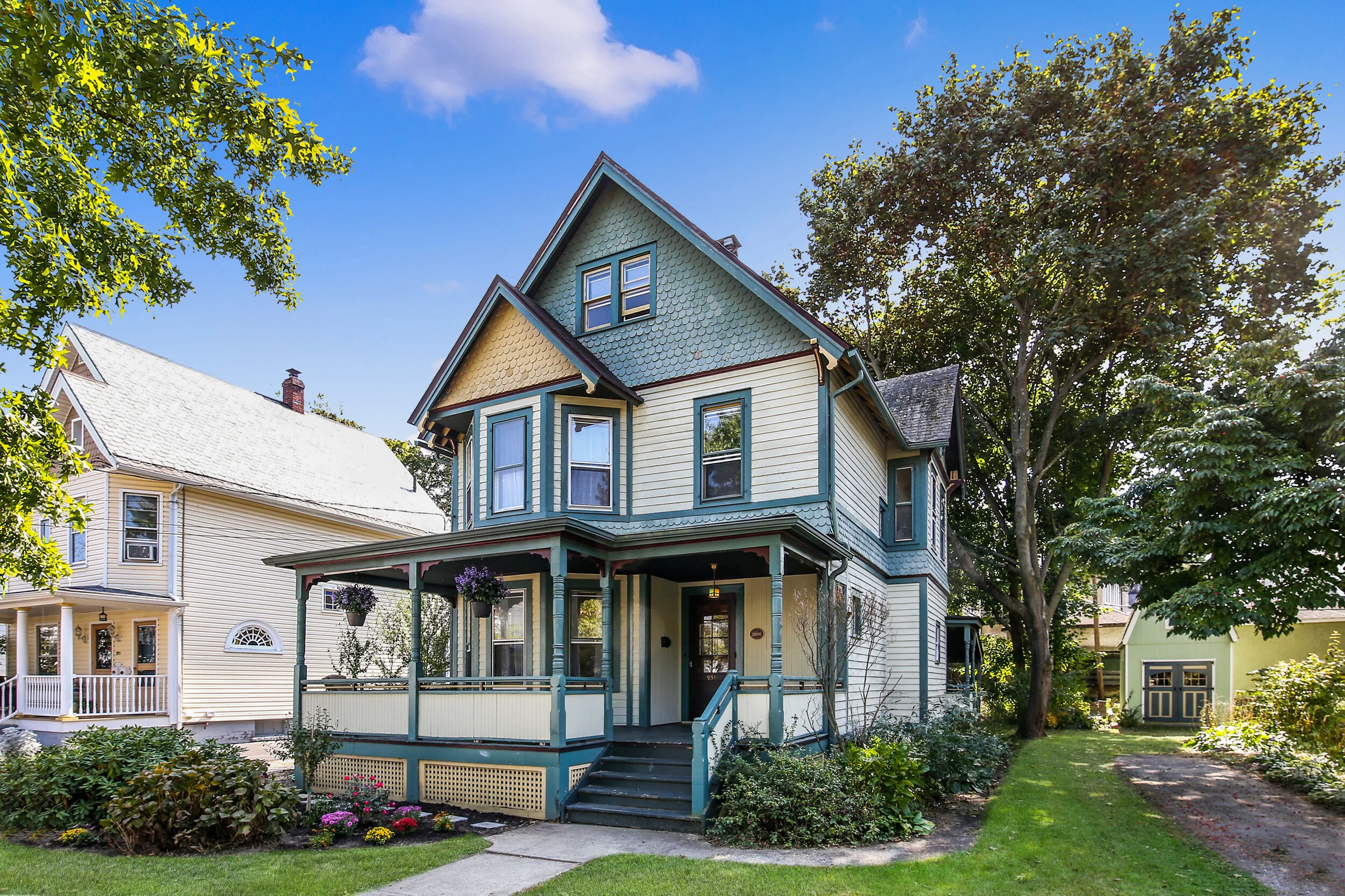 Listed for $449,000 Sold for $449,000 This updated Victoarian was sold for full asking price