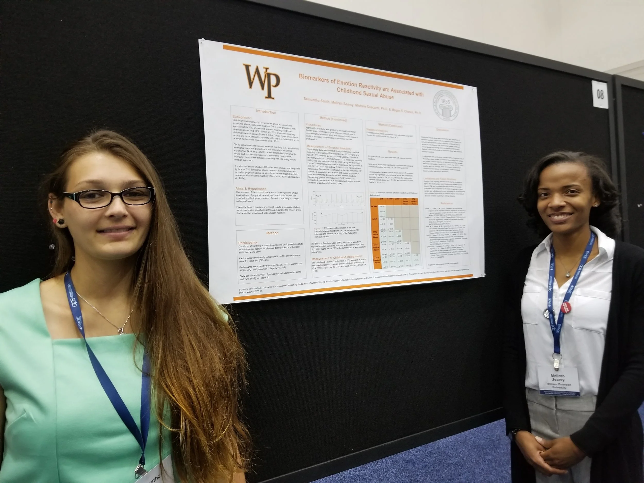 Sam and Melirah presenting at the 2017 convention of the Association for Psychological Science. 