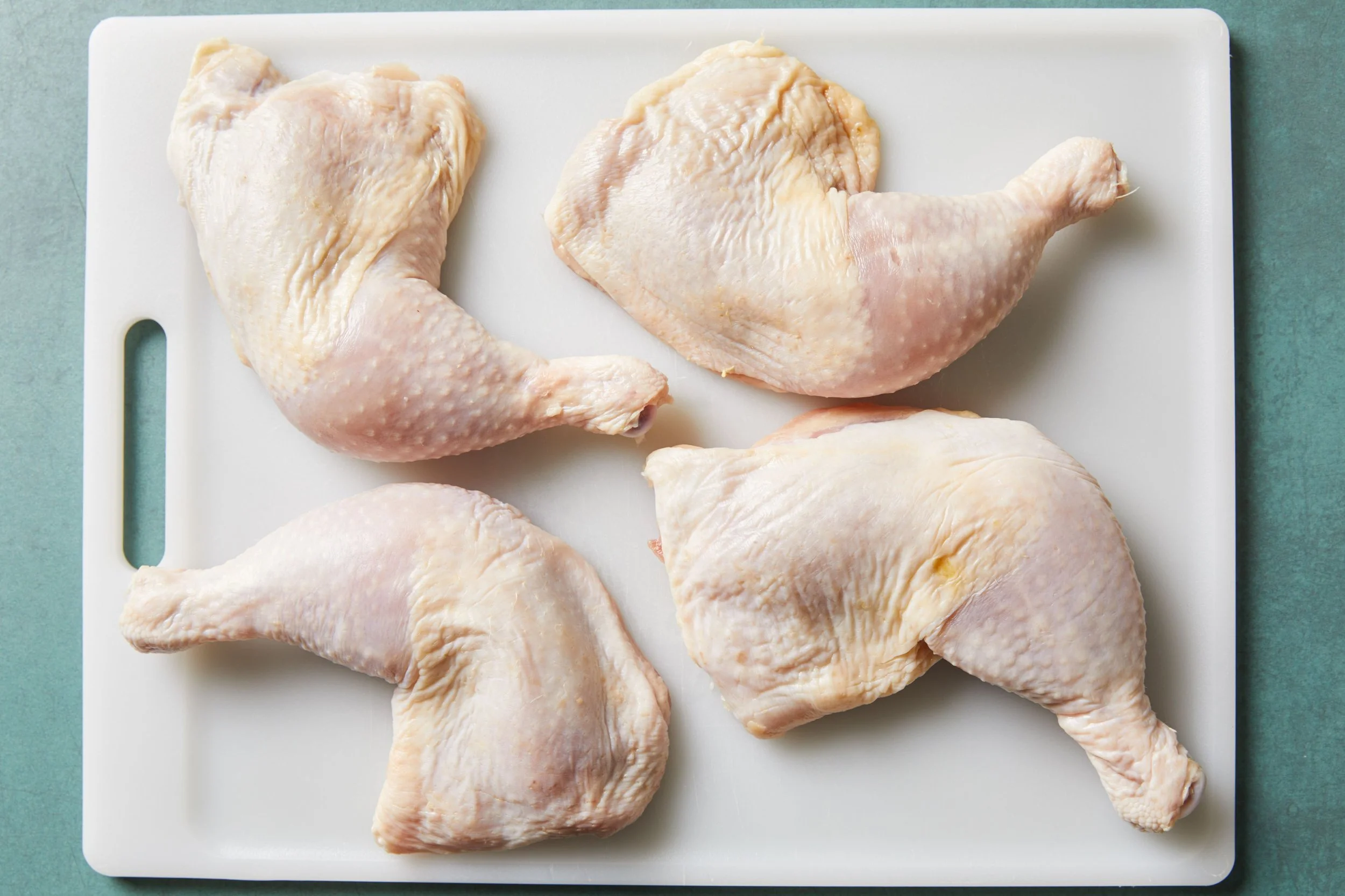 how-to-bake-chicken-legs-and-quarters-0JEGeLxh4bO9qleJkSN2c9-42fa84088a8d464e92049f33f77cf6aa.jpg
