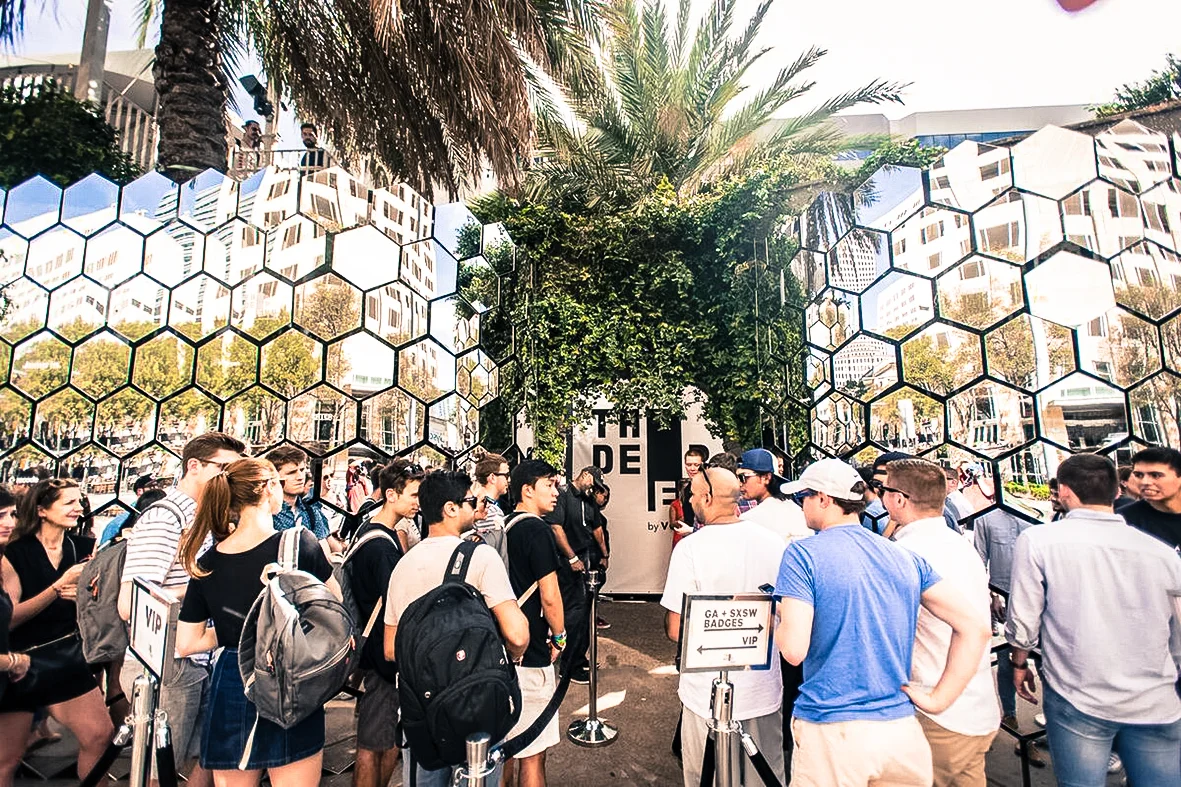Line_Outside_Venue_2819_preview.0 (1)-2.jpg
