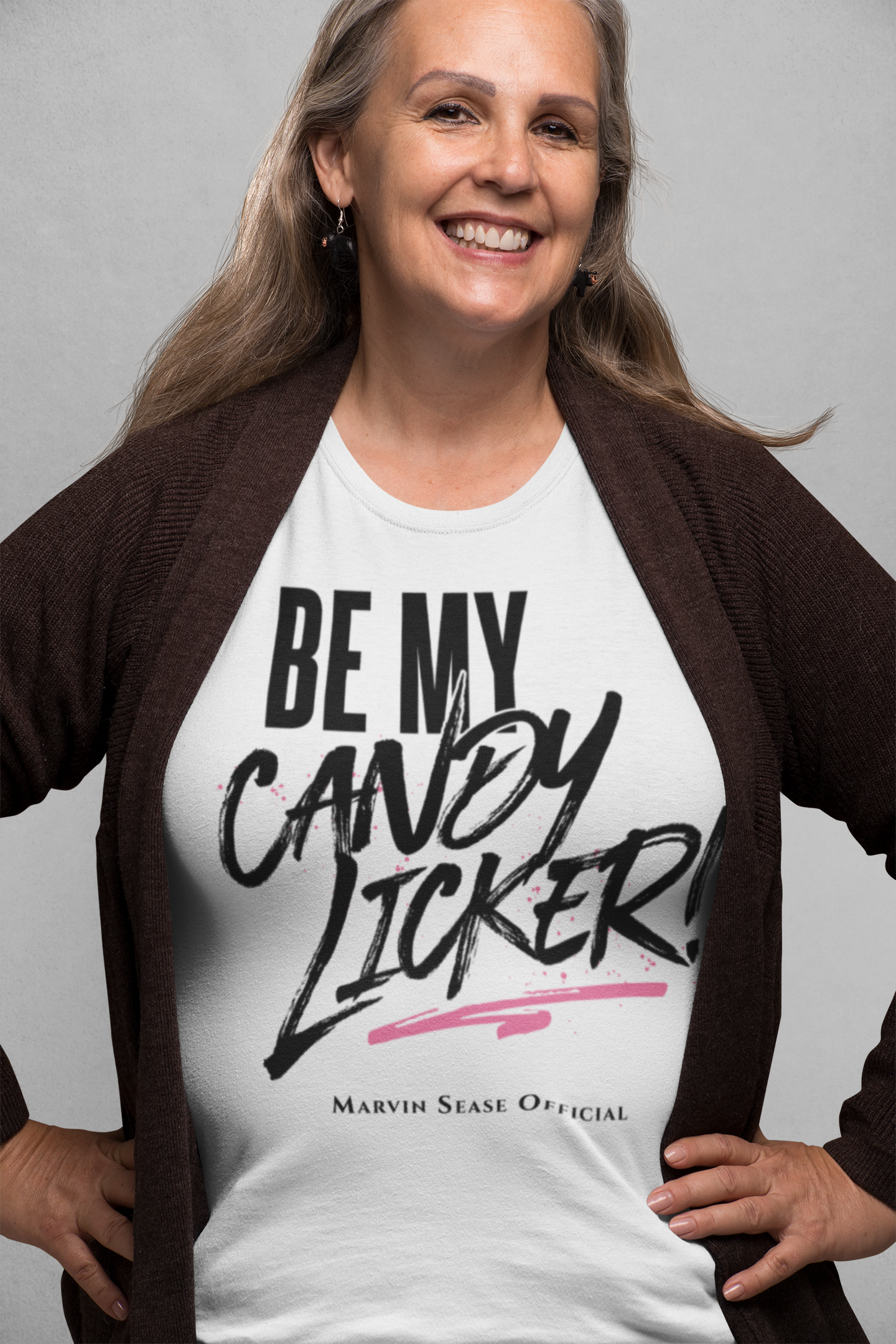 t-shirt-mockup-of-an-elder-woman-smiling-28448.jpeg