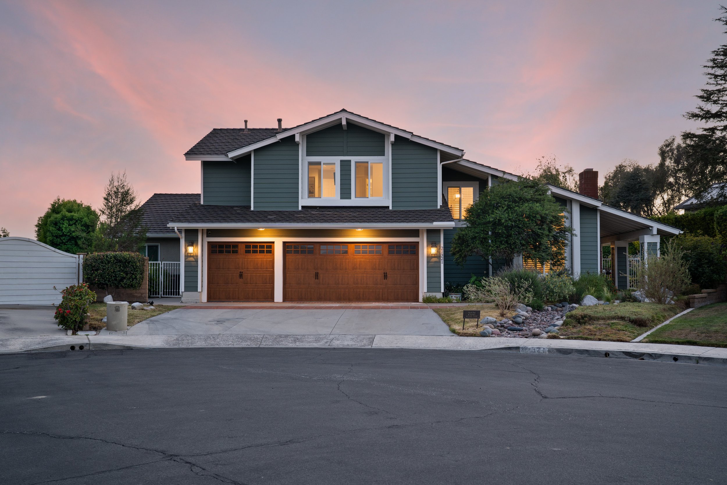 21321 Hillside_web-024.jpg