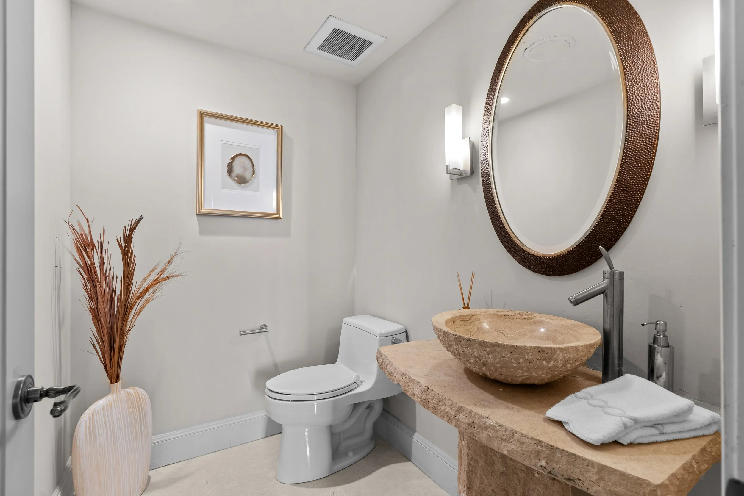 601 Lido Park_web-029.jpg