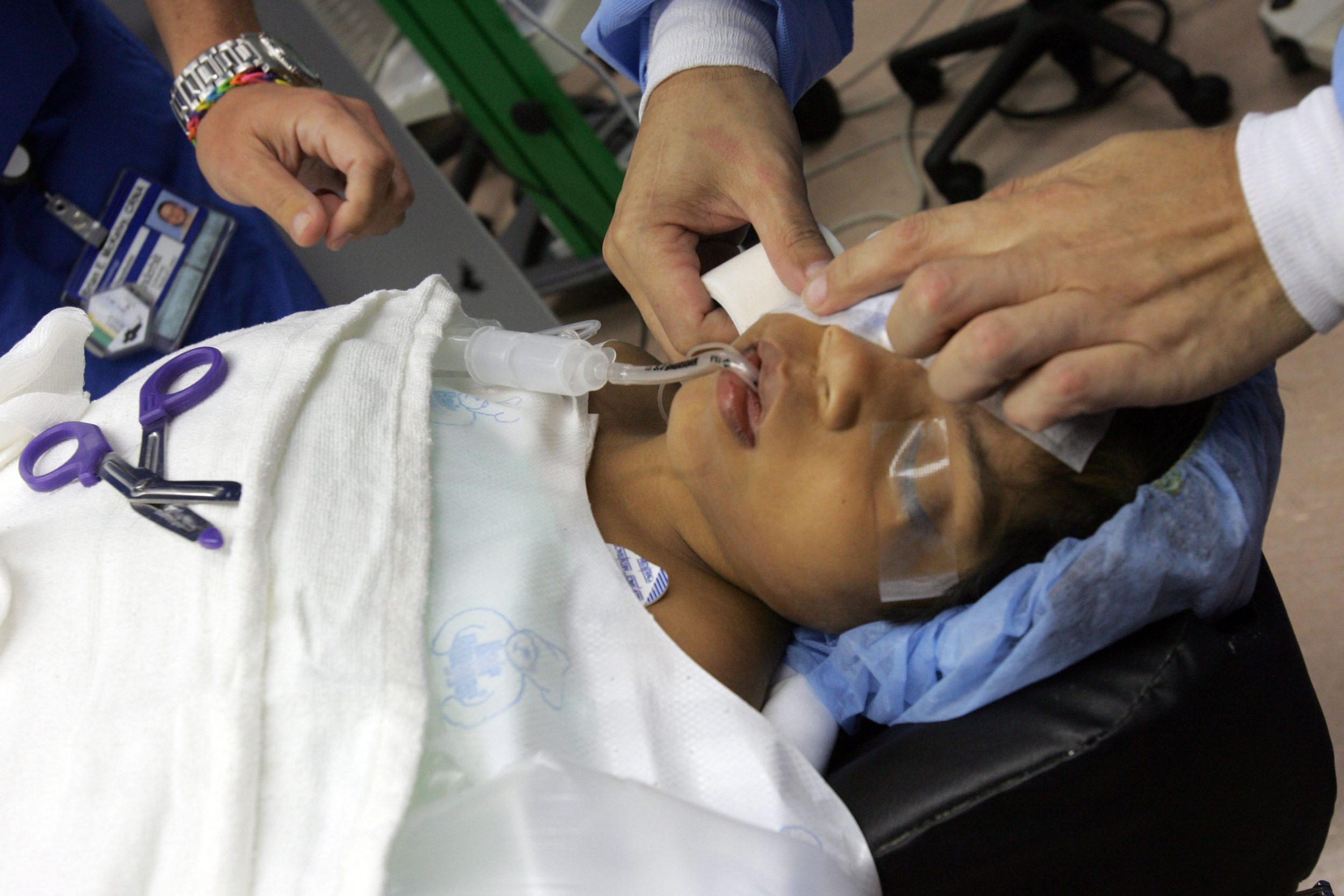  Kajal undergoes eye surgery at HealthSouth Surgery Center Monday, May 14, 2007 in Nashville, Tenn. 
