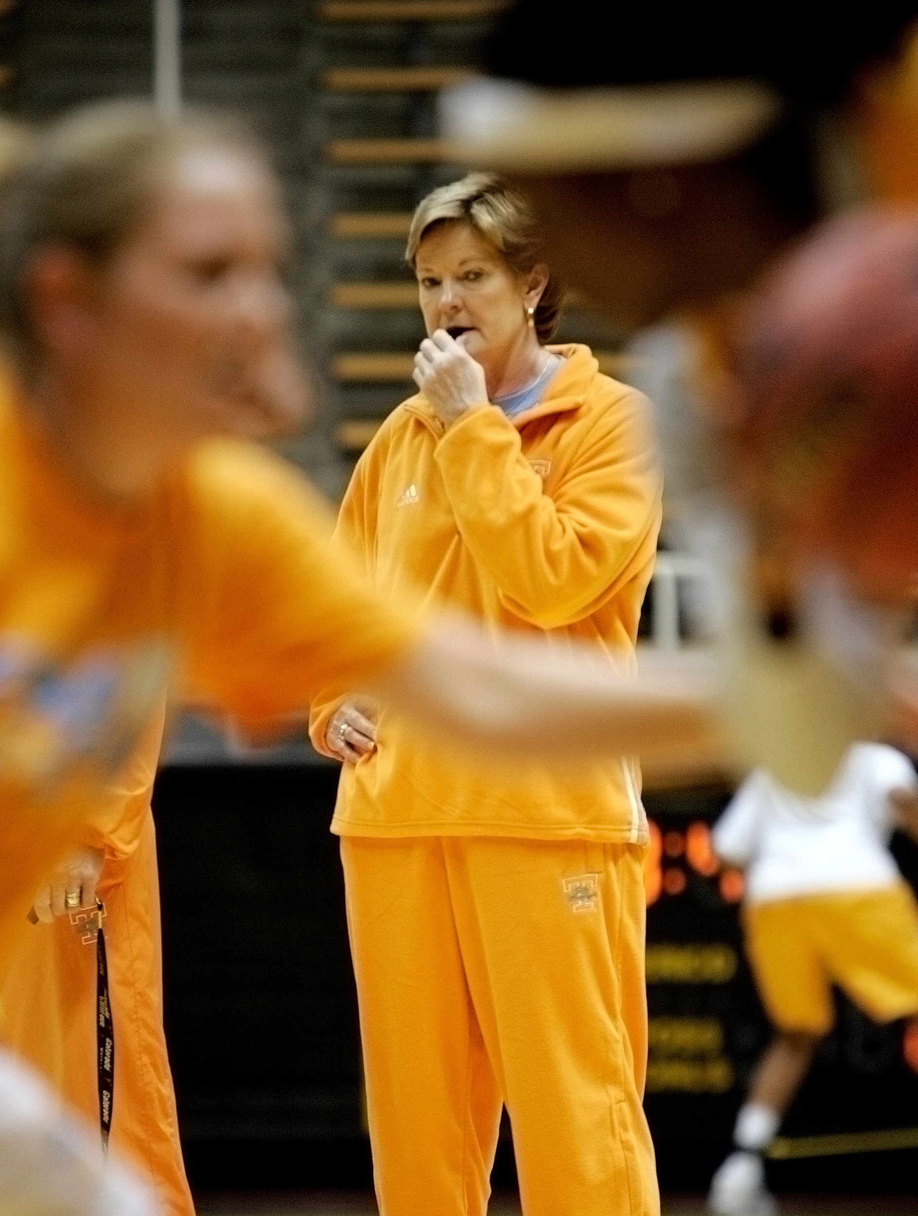  Pat Summitt watches the Lady Vols practice at Mackey Arena Saturday, March 22, 2008 before the NCAA women’s basketball tournament subregionals in West Lafayette, Indiana. 