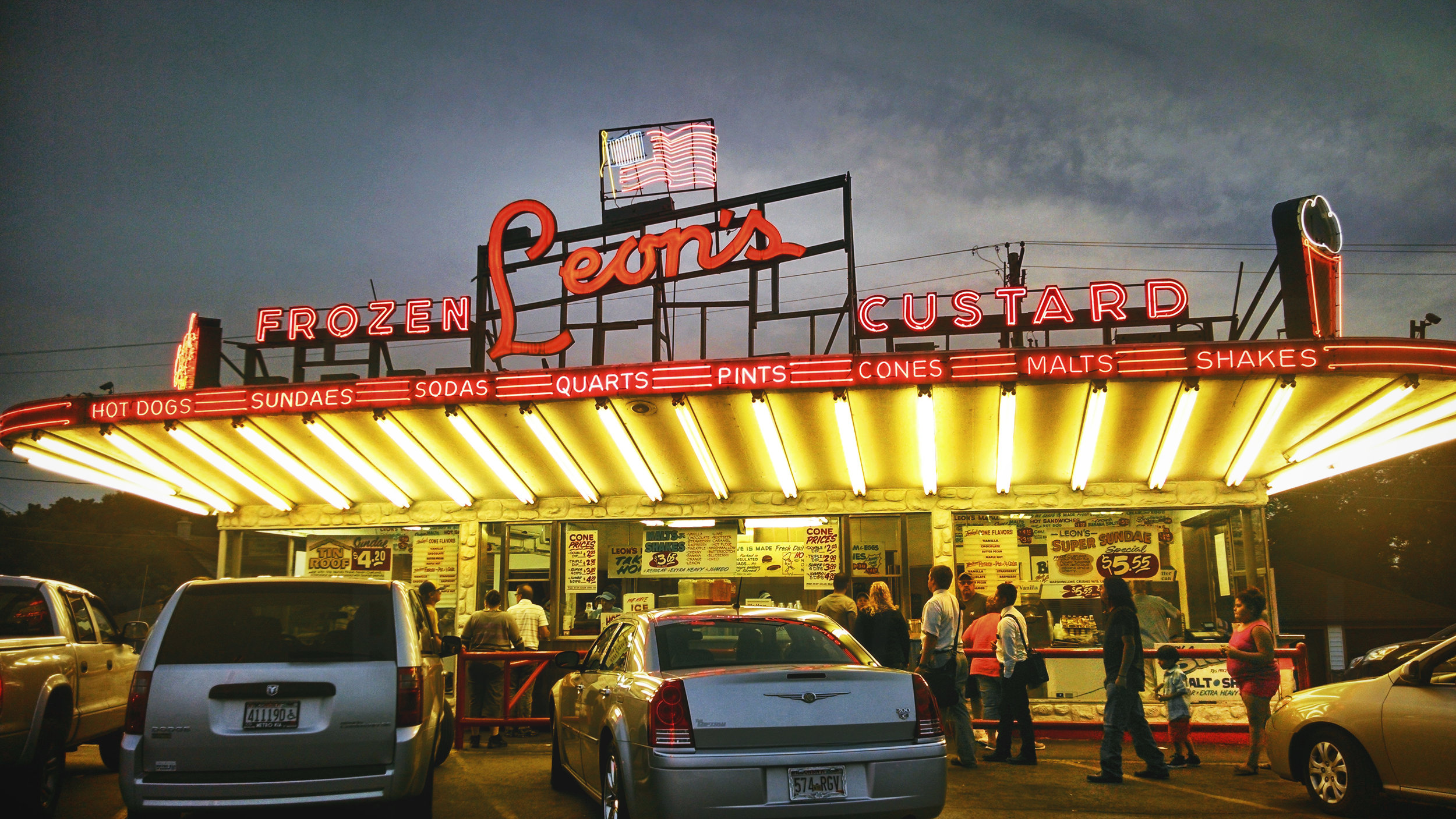 MWK_Leons Frozen Custard.jpg