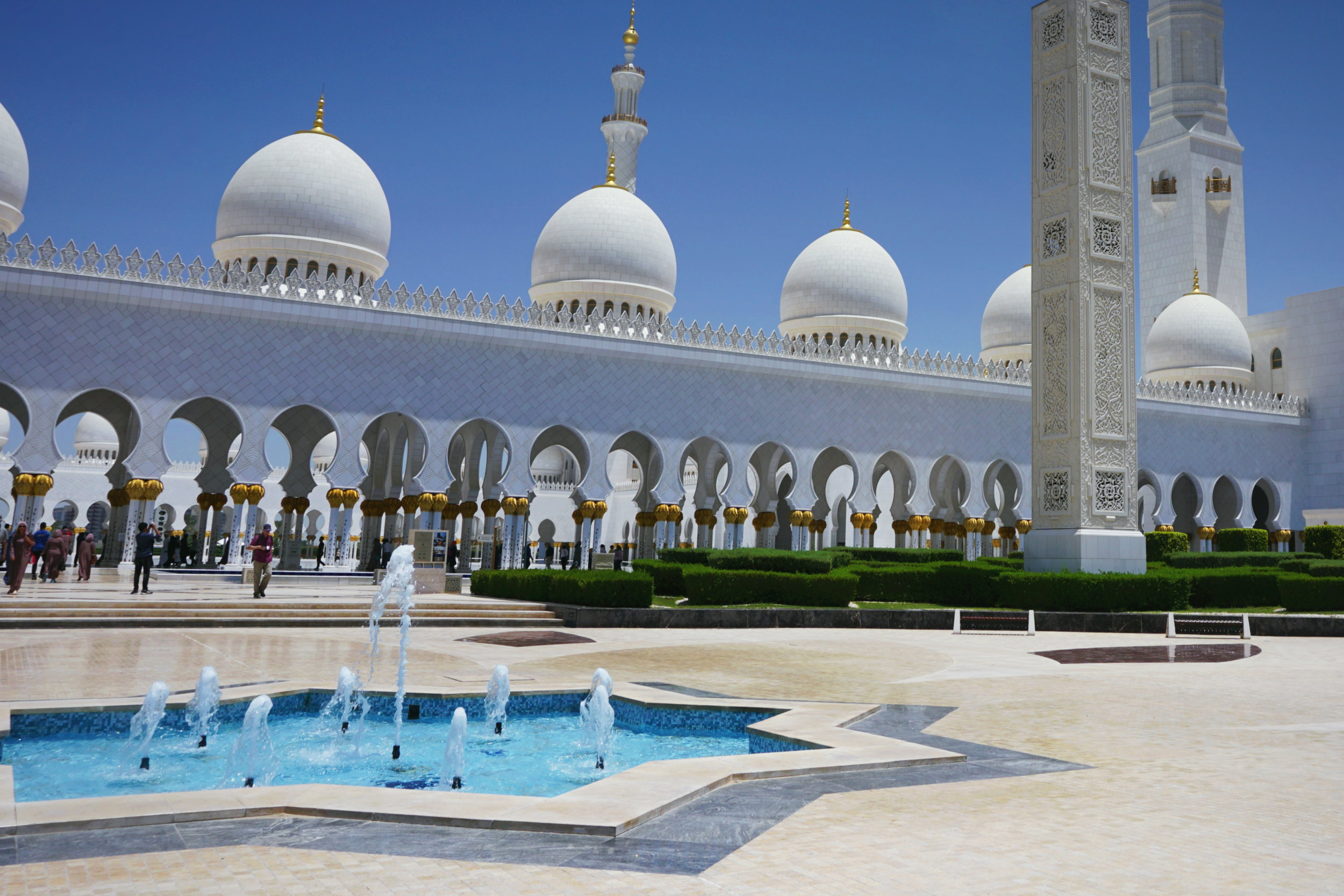 UAE_Abu Dhabi_Sheikh Zayed Mosque from side entrance.jpg